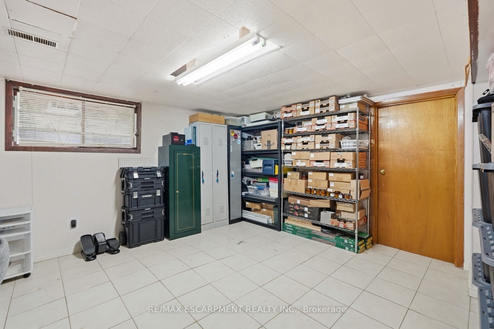 19 Ellingwood Avenue Property Photo 20