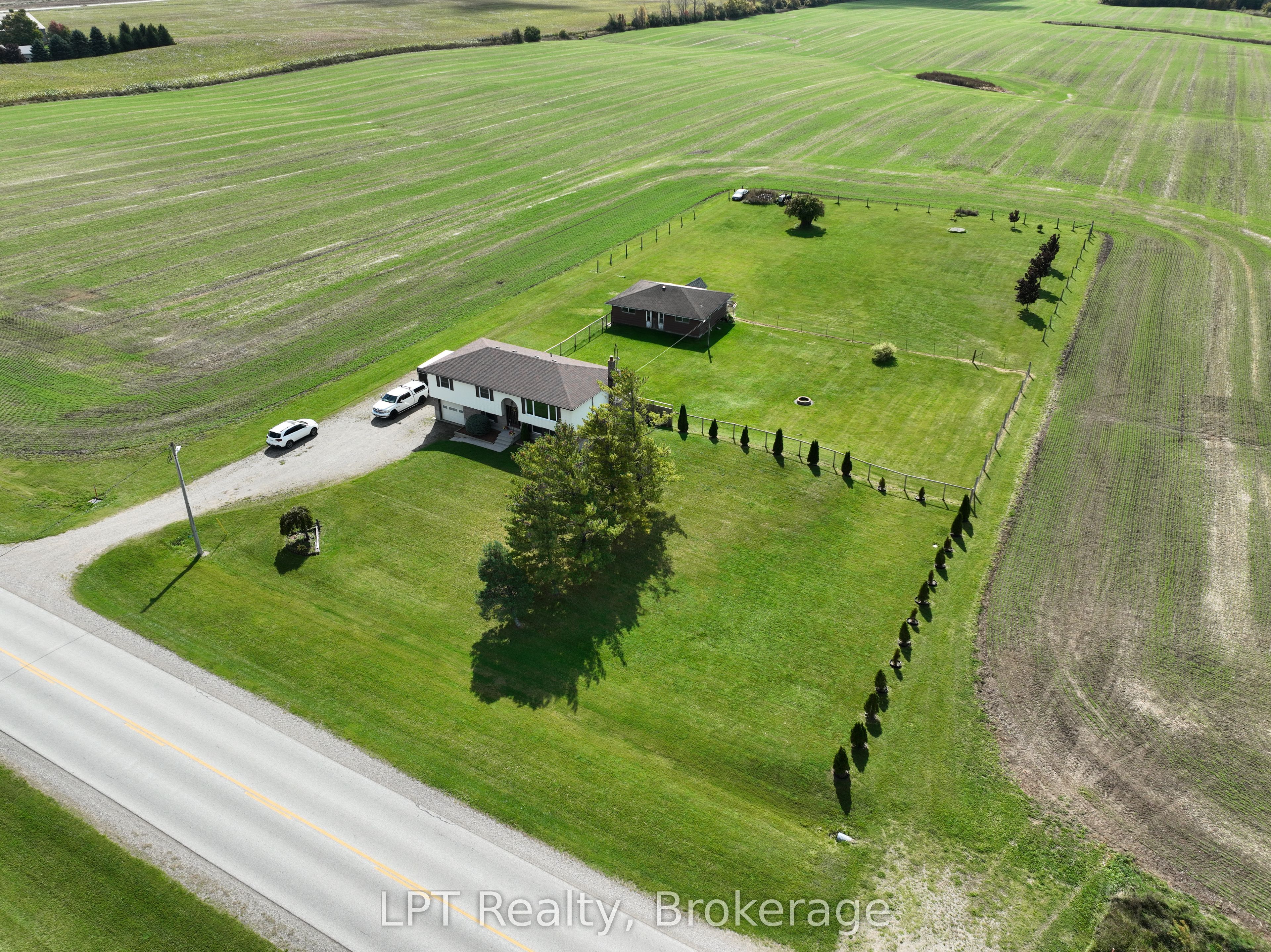 2357 Bruce Rd 40 Road Property Photo 3