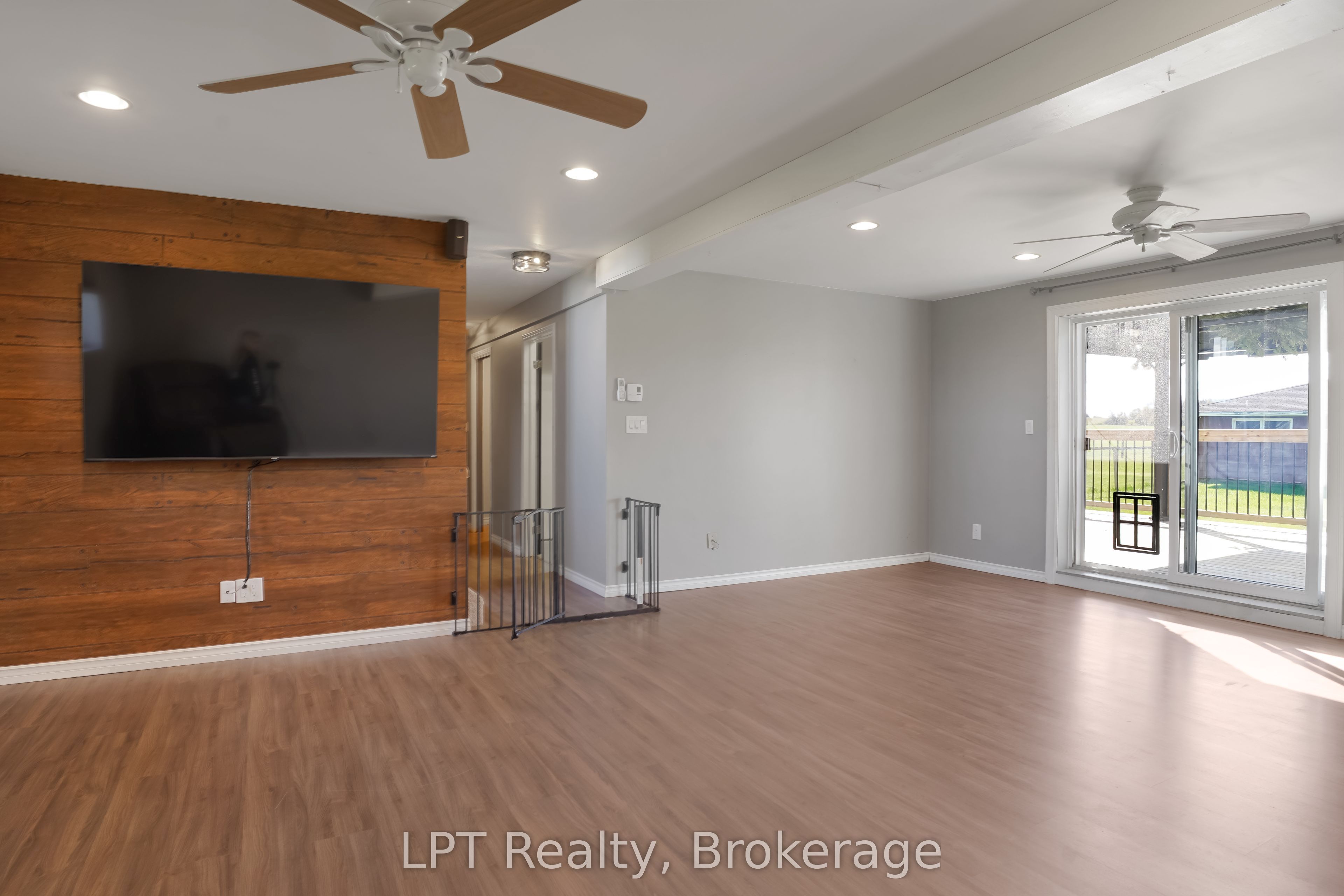2357 Bruce Rd 40 Road Property Photo 35