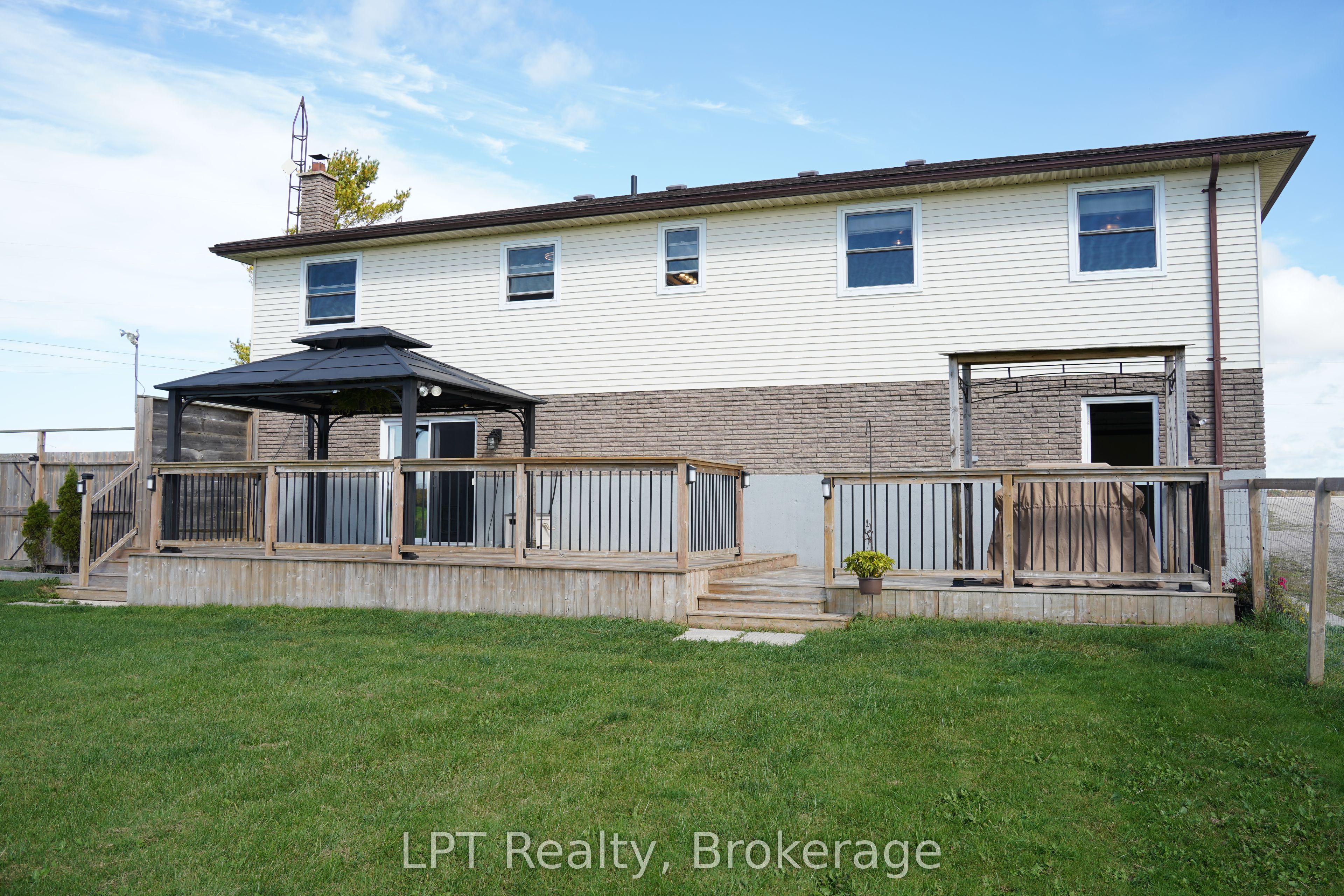 2357 Bruce Rd 40 Road Property Photo 43