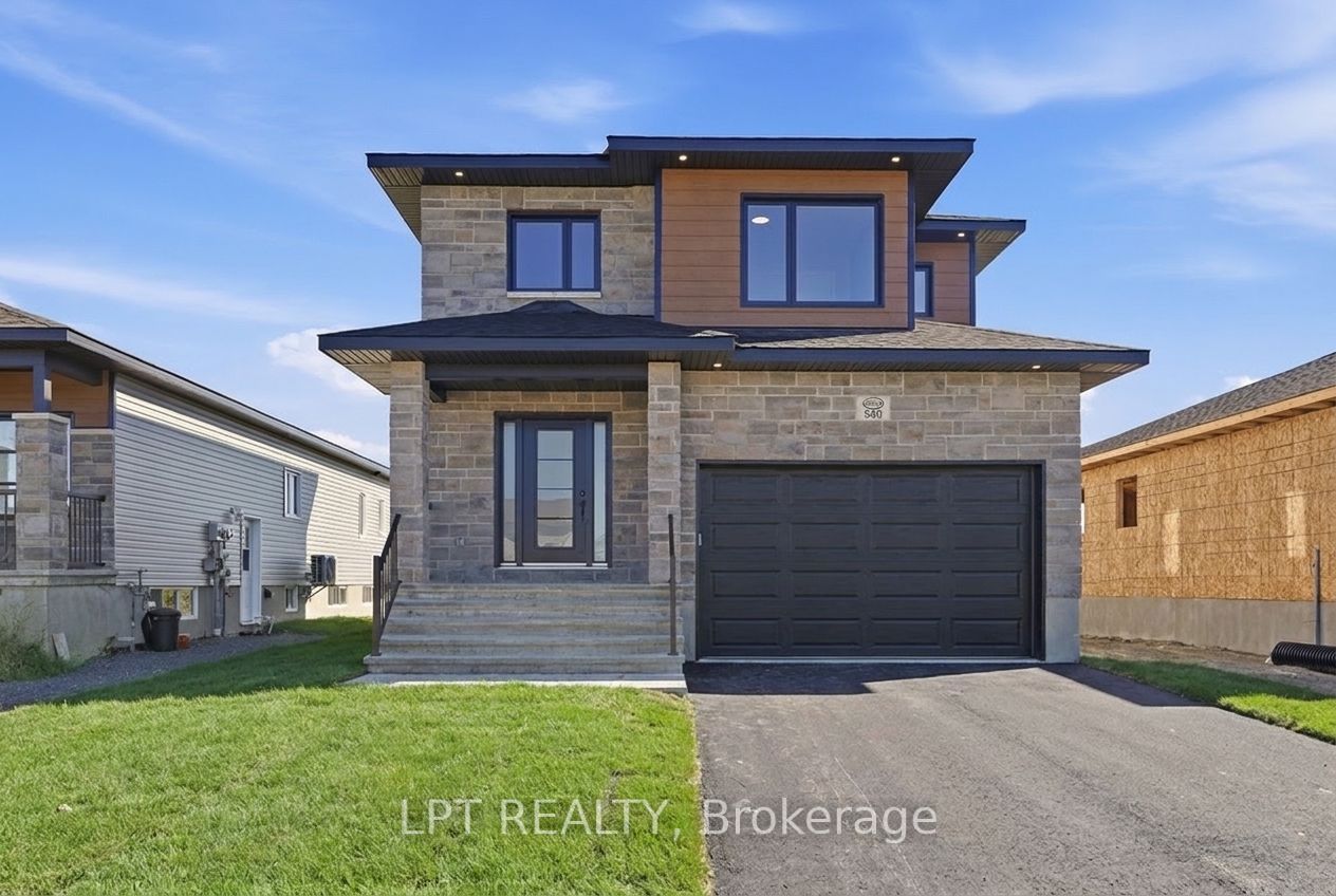 72 Chateauguay Street Property Photo 1