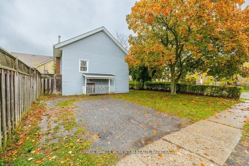 44 Rykert Street Property Photo 4