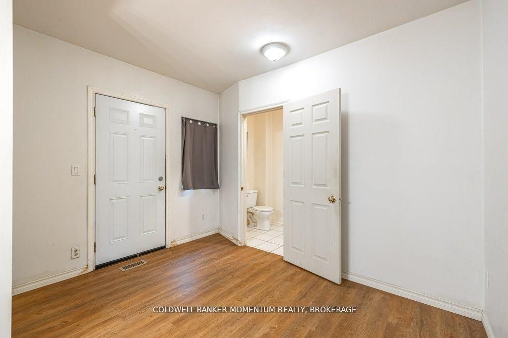 44 Rykert Street Property Photo 11