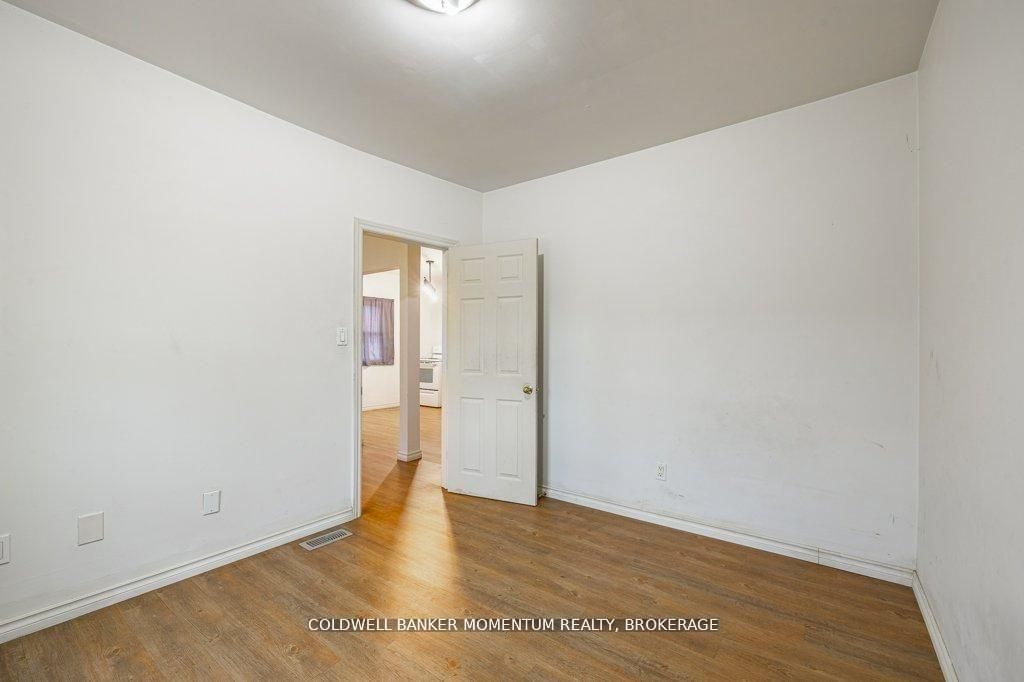 44 Rykert Street Property Photo 16