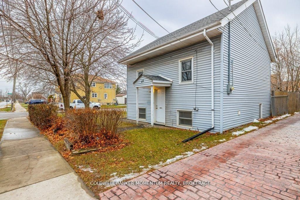 44 Rykert Street Property Photo 23