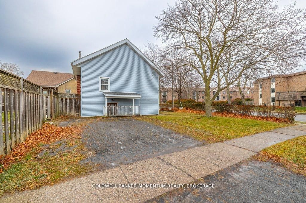 44 Rykert Street Property Photo 26