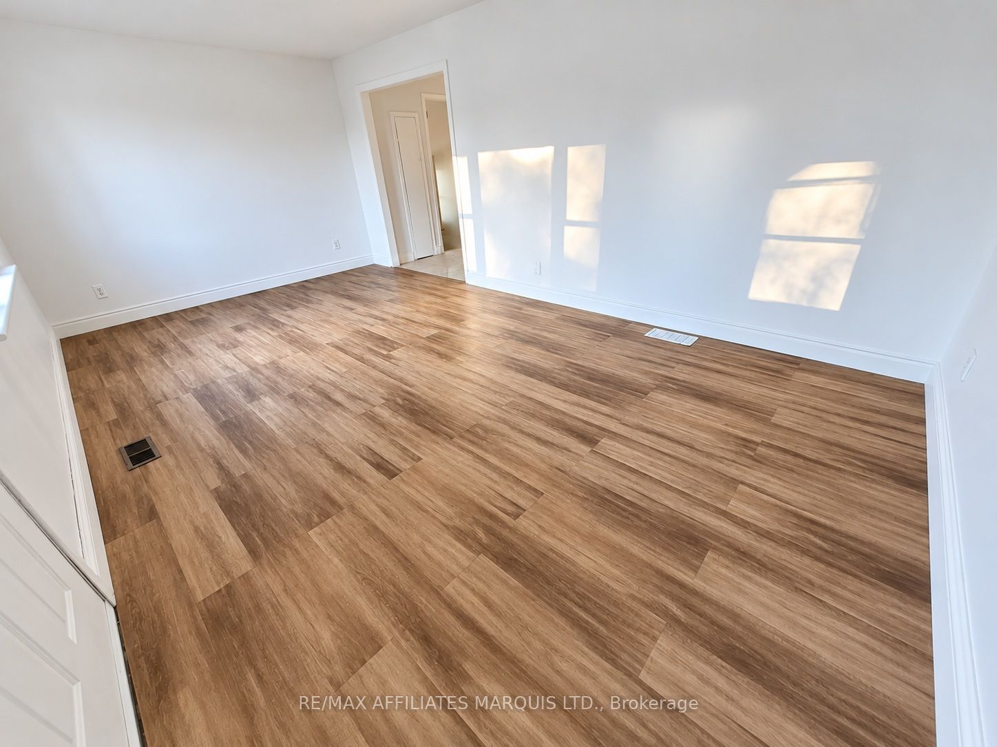 1325 Reneal Street Property Photo 4