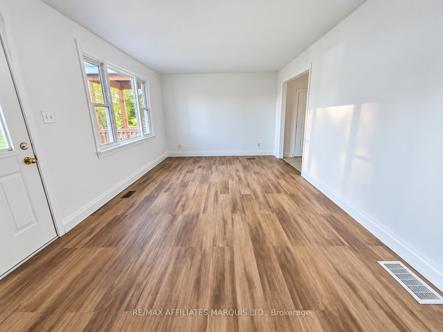 1325 Reneal Street Property Photo 6