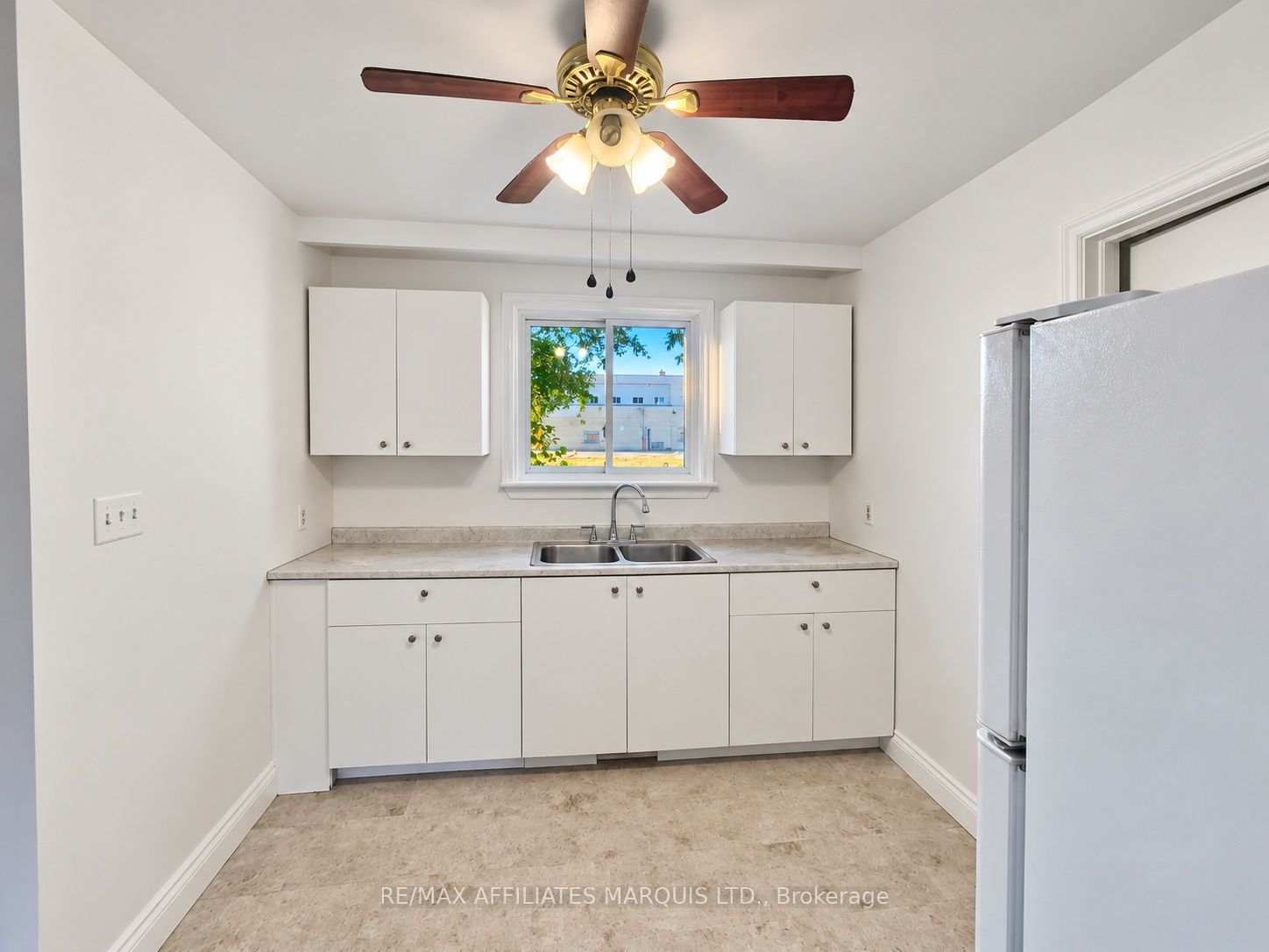 1325 Reneal Street Property Photo 12