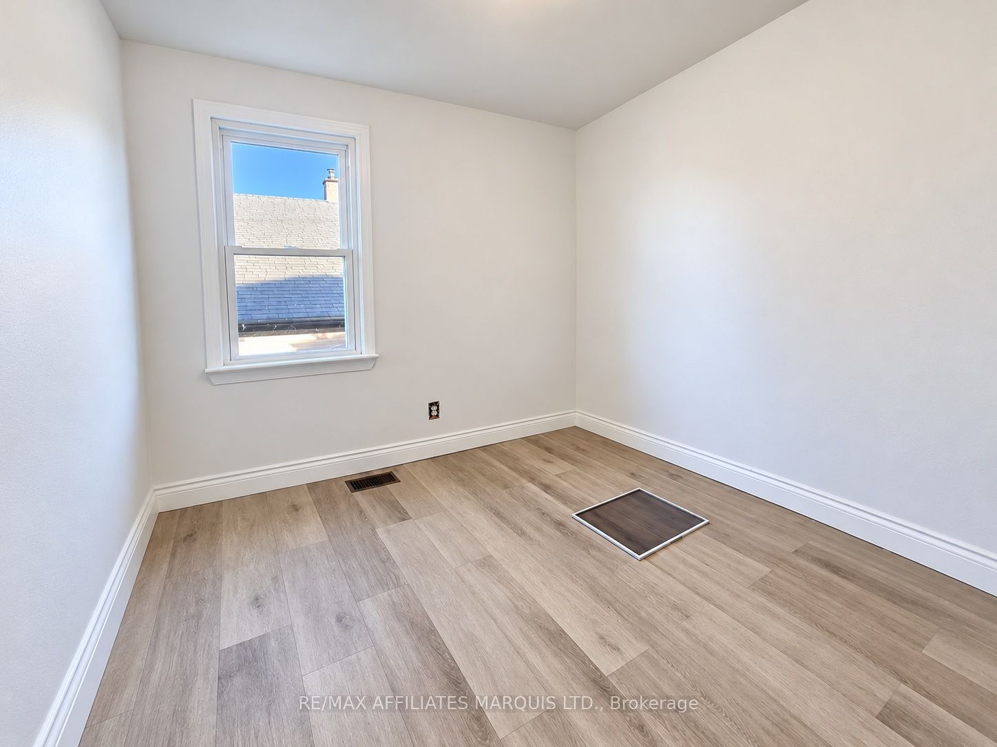 1325 Reneal Street Property Photo 16