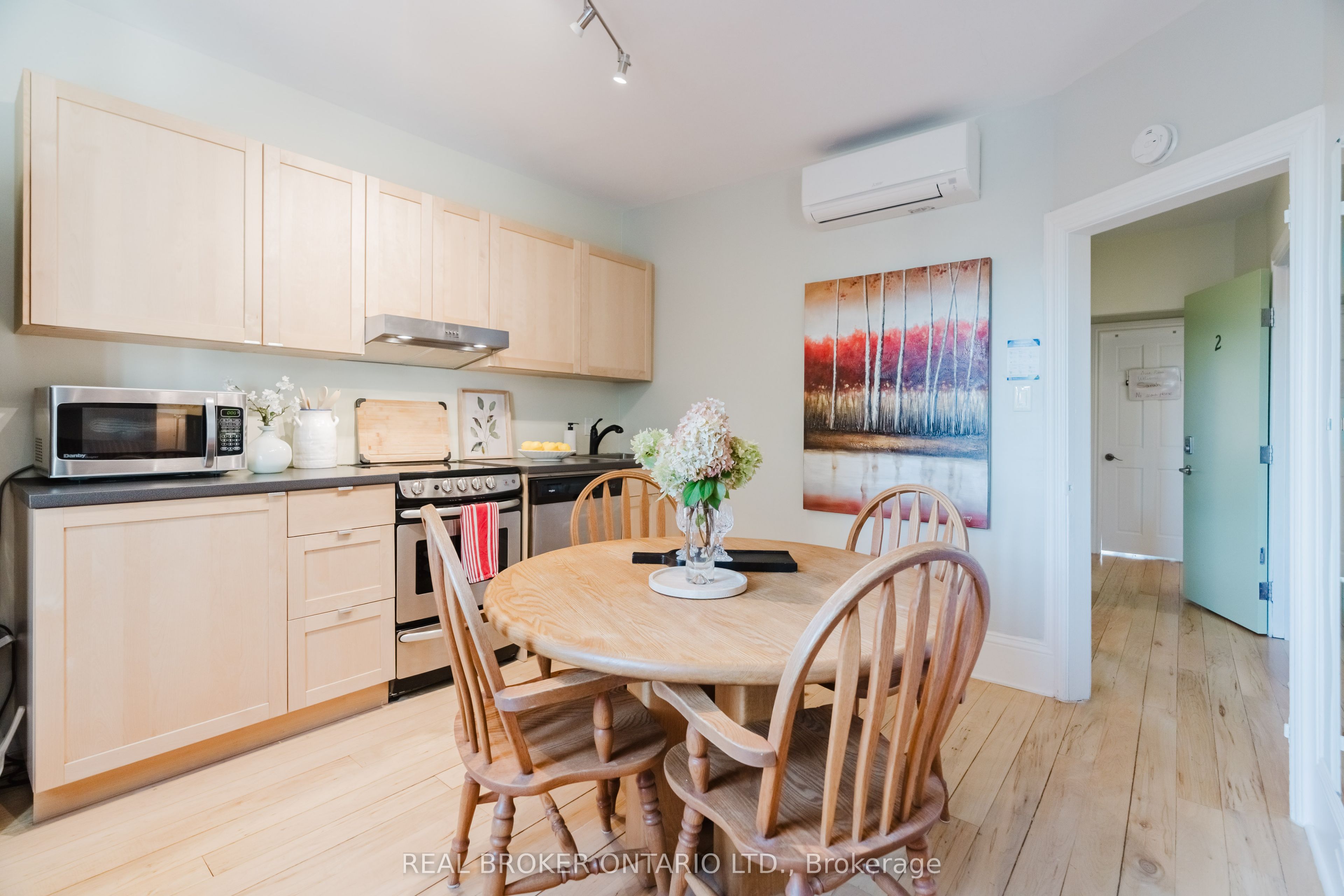 33 Argyle Avenue Property Photo 14