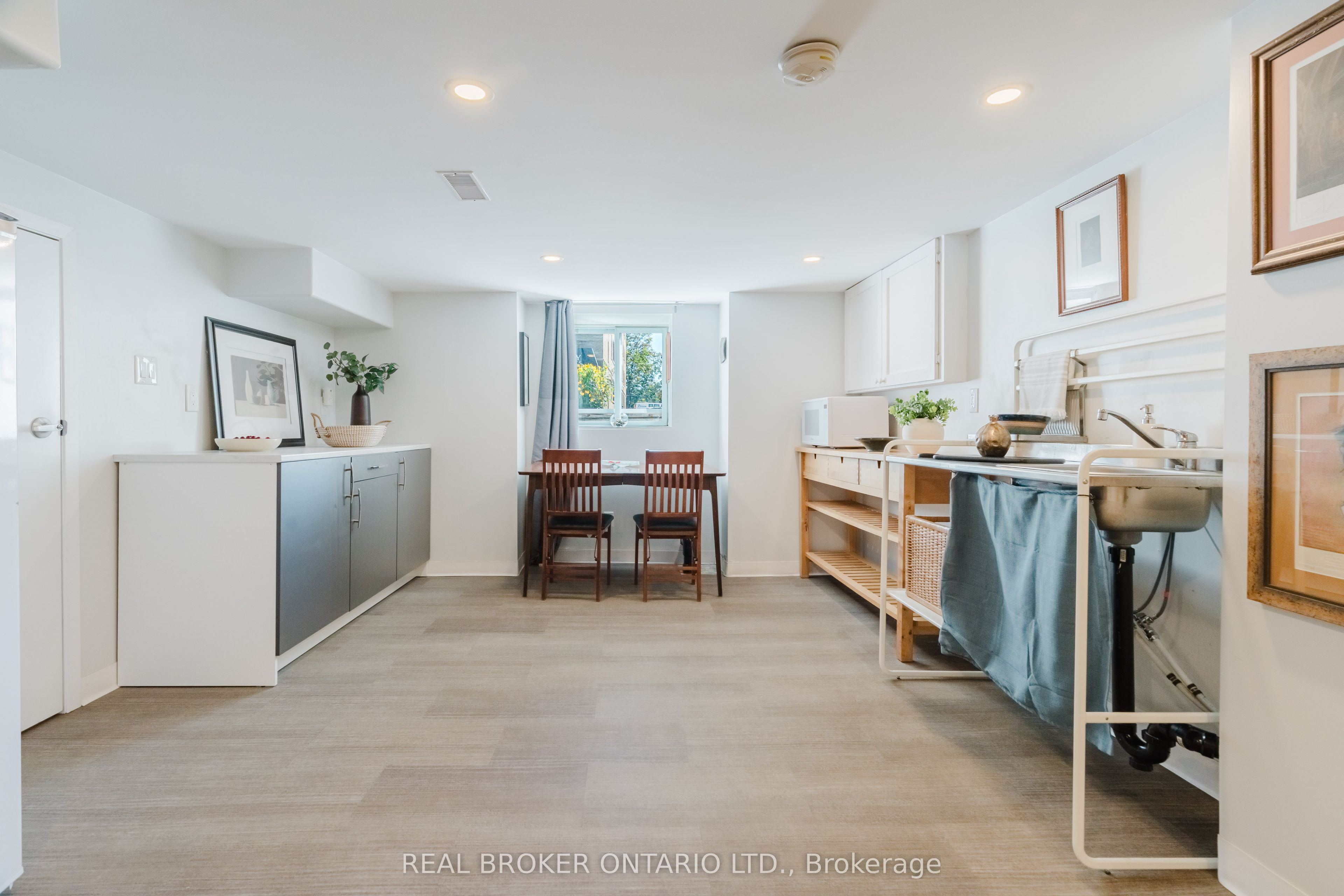 33 Argyle Avenue Property Photo 36