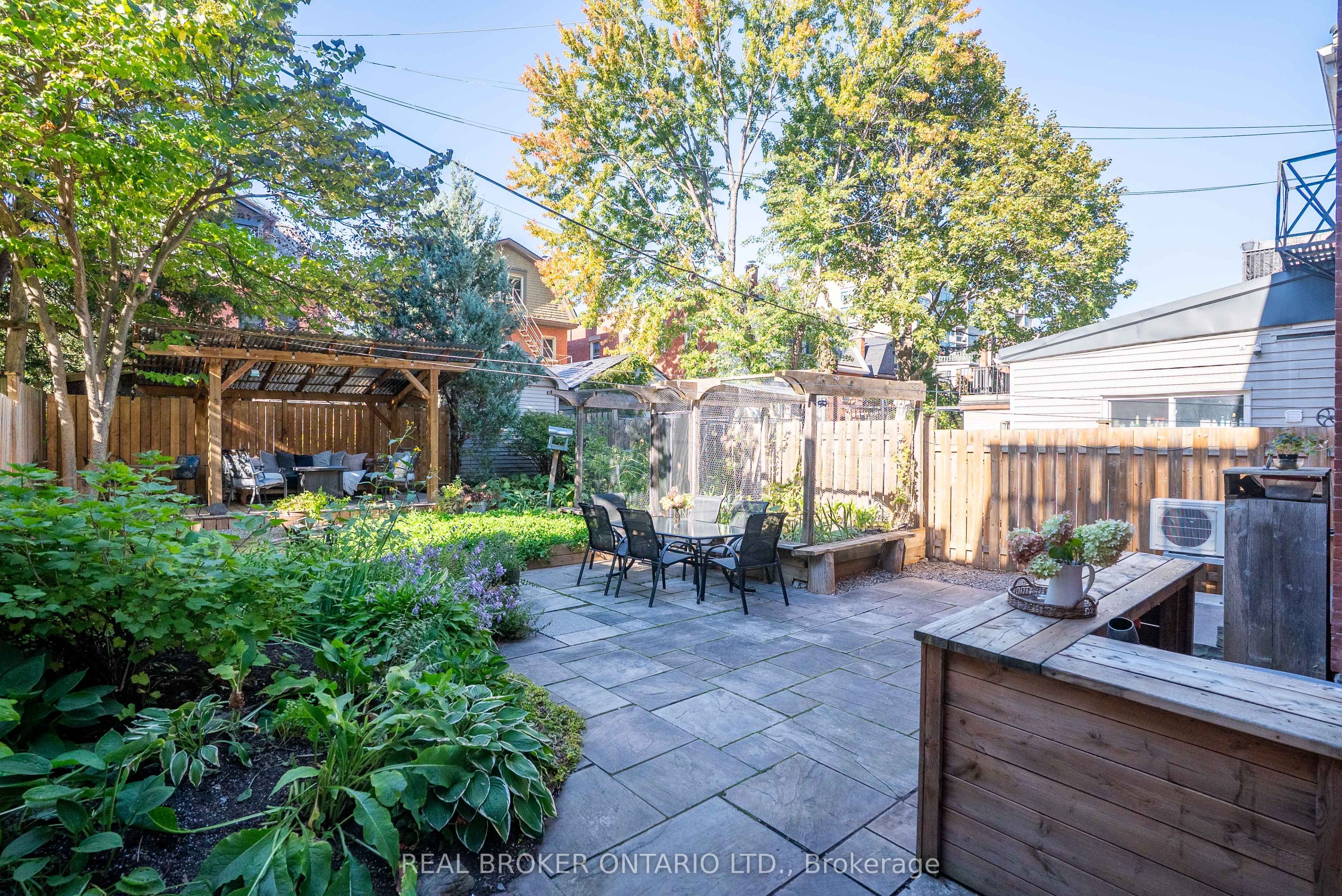33 Argyle Avenue Property Photo 46