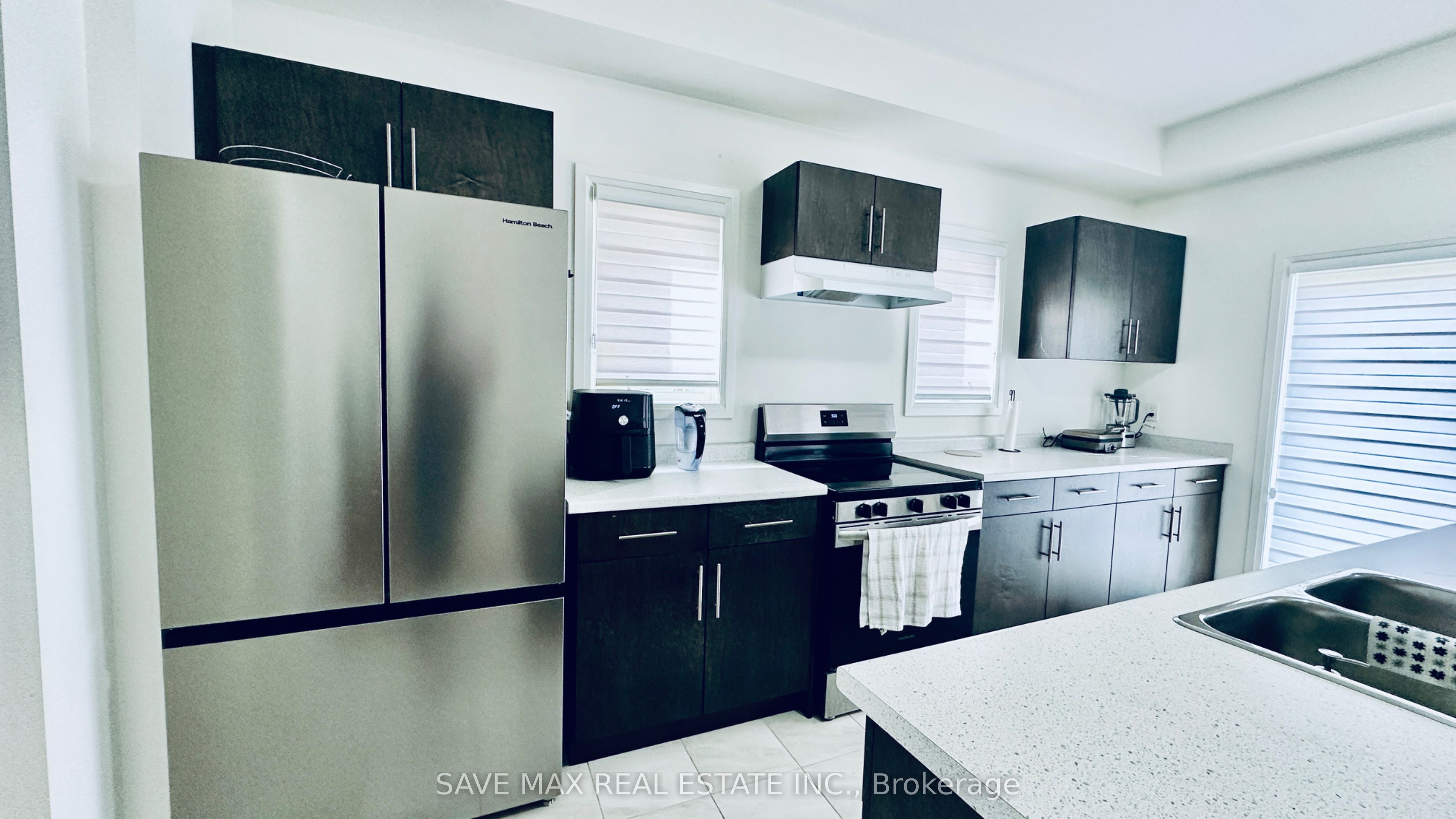 89 Acacia Road Property Photo 6
