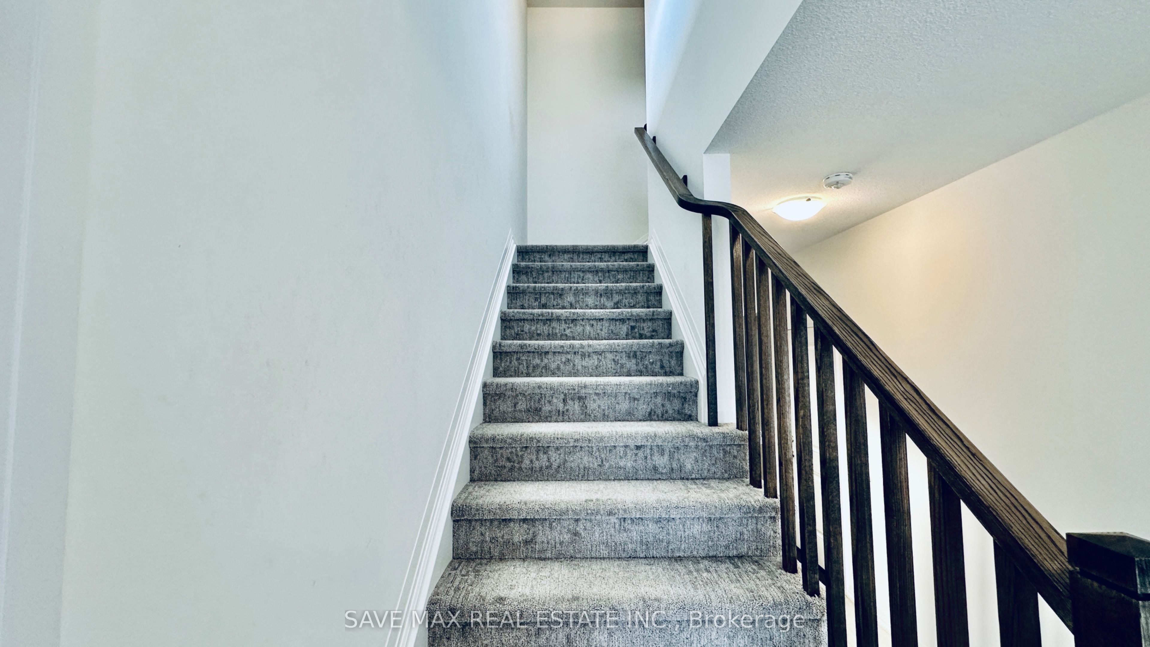 89 Acacia Road Property Photo 12