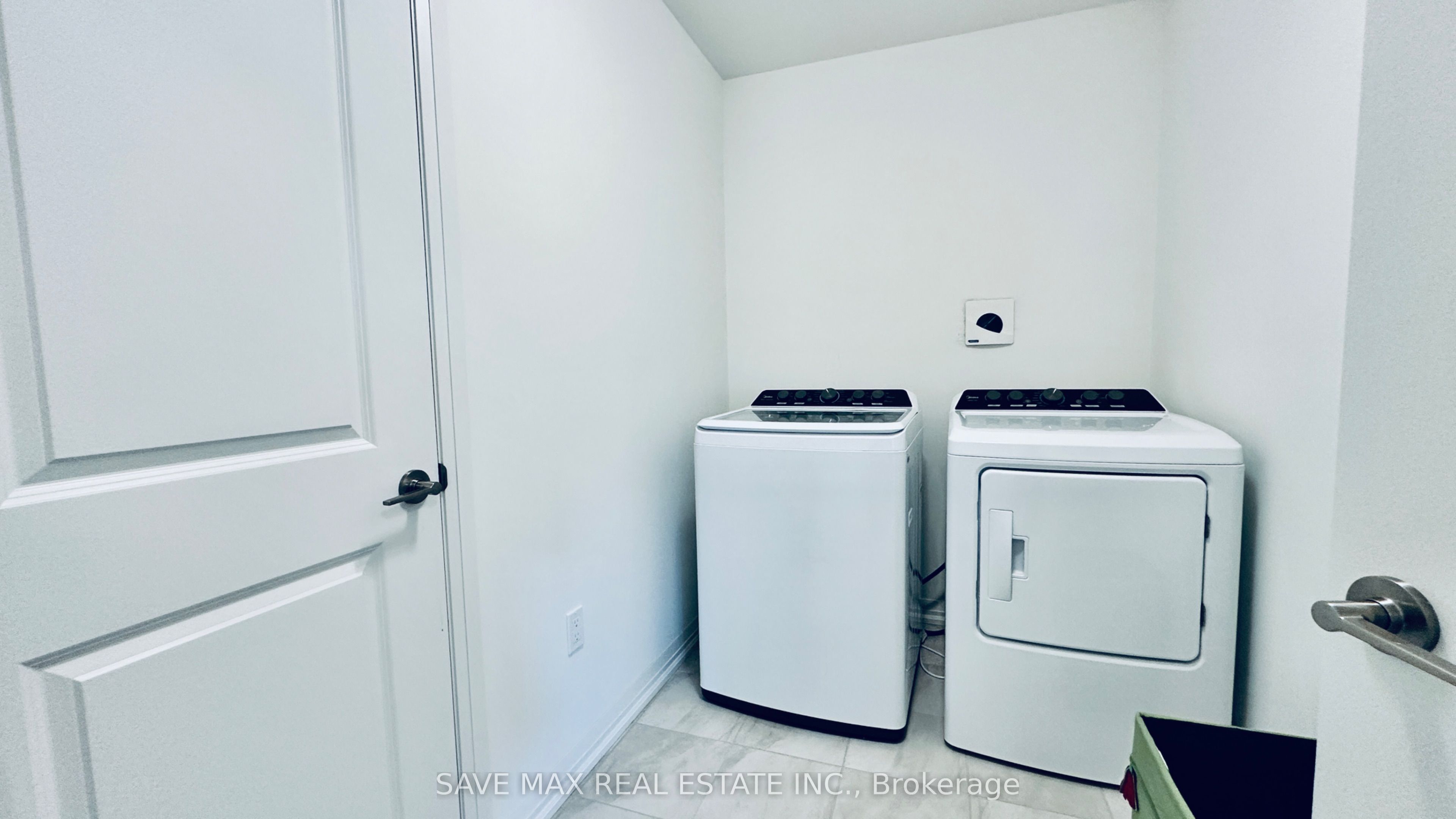 89 Acacia Road Property Photo 31