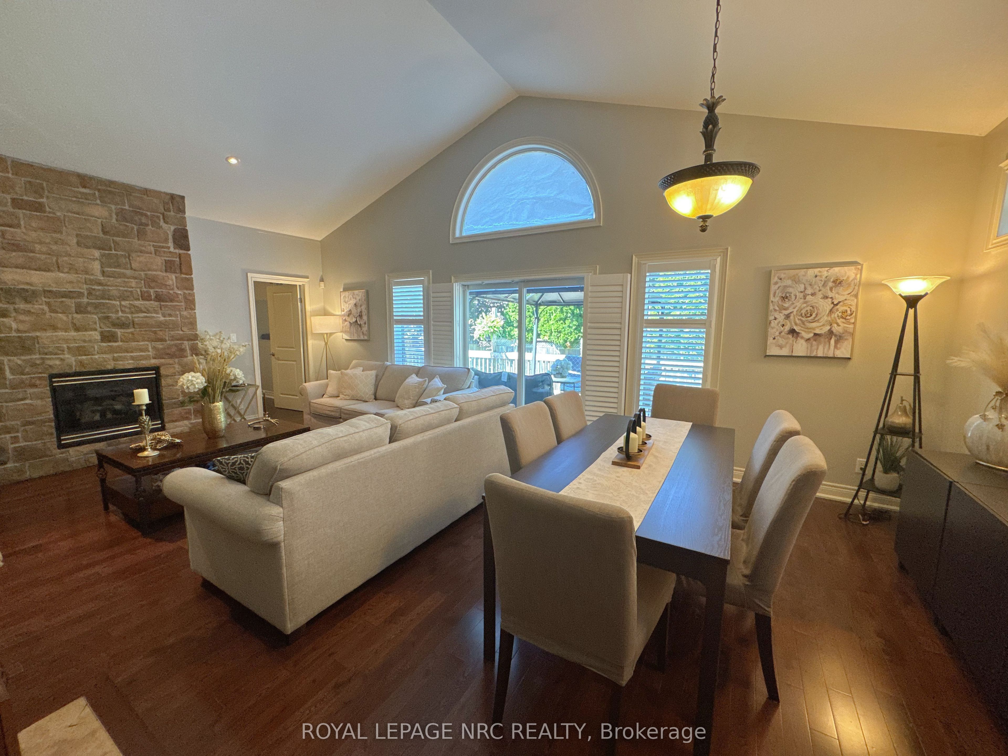 211 First Street Louth Property Photo 10