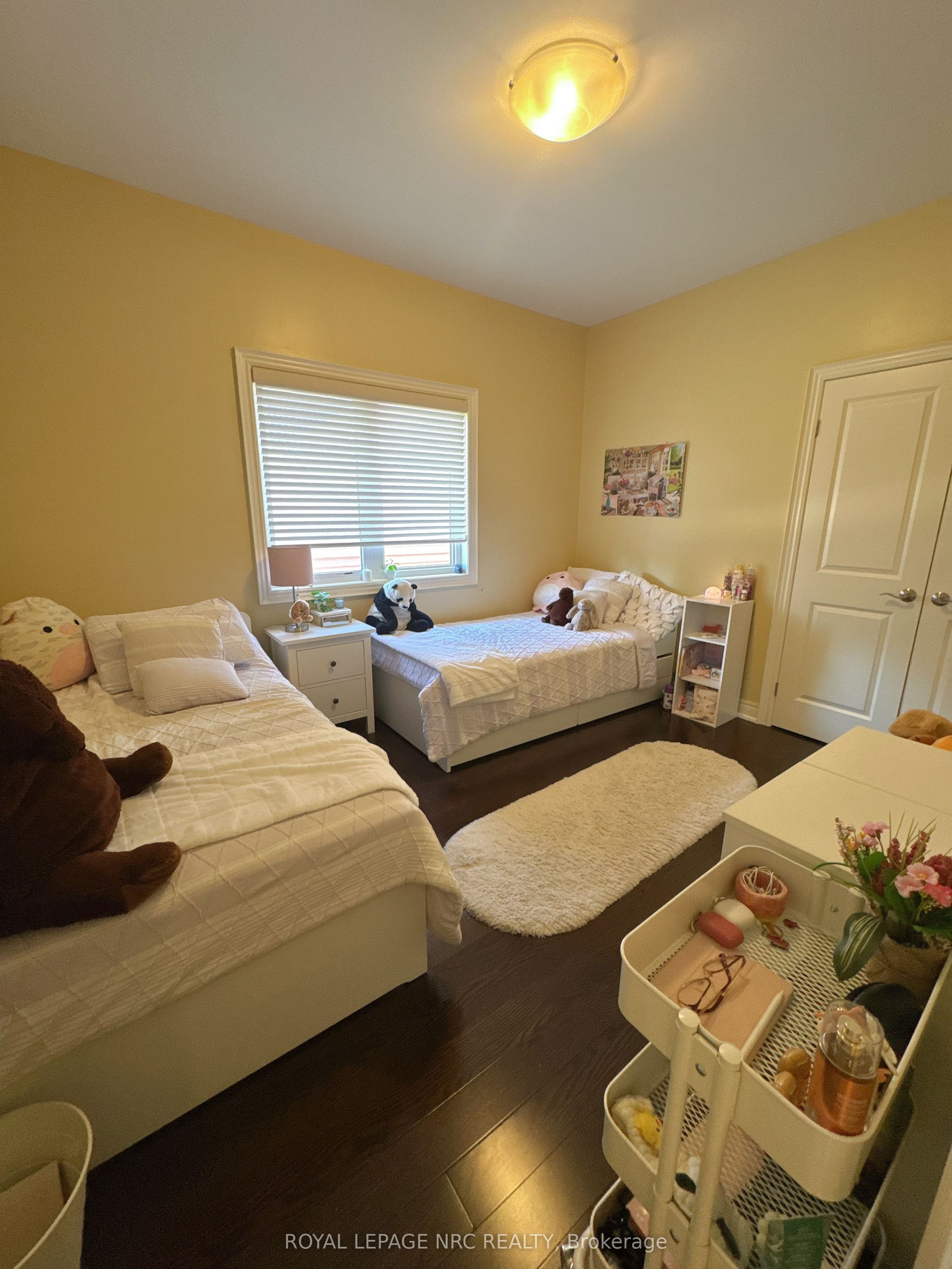 211 First Street Louth Property Photo 20