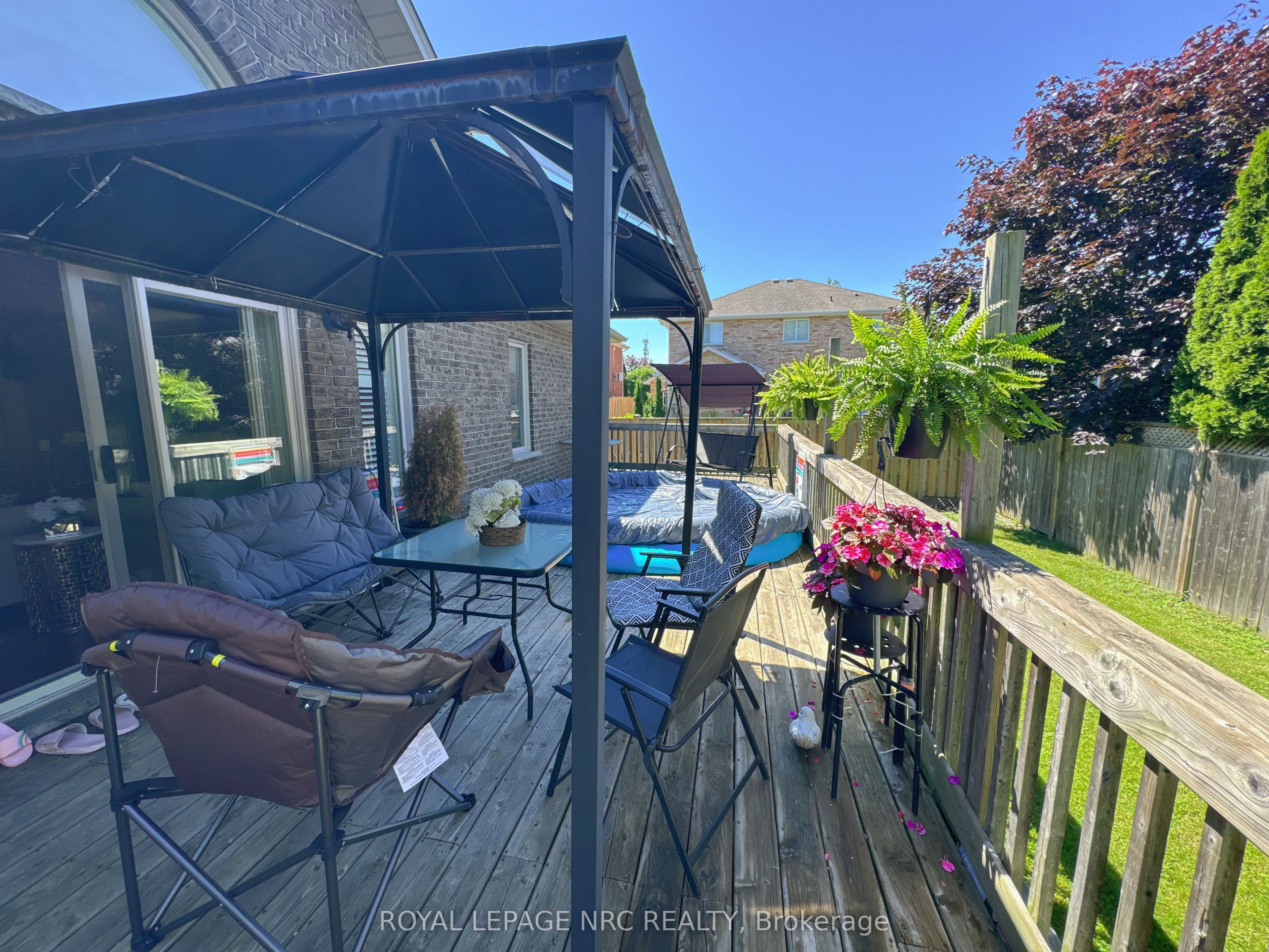211 First Street Louth Property Photo 34