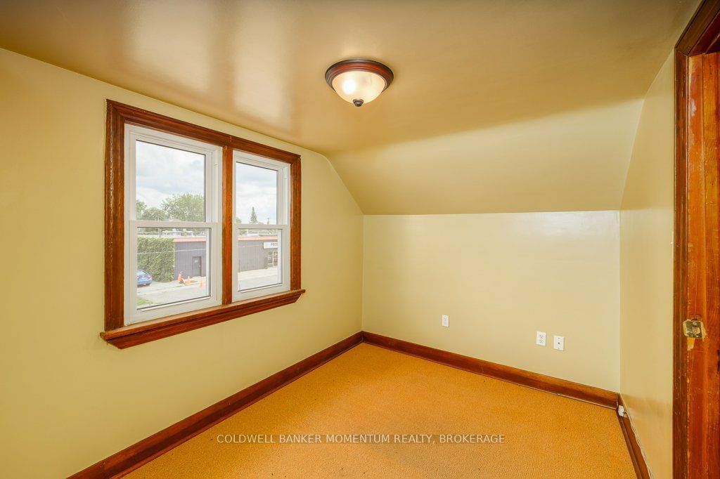 18 Pietz Avenue Property Photo 15
