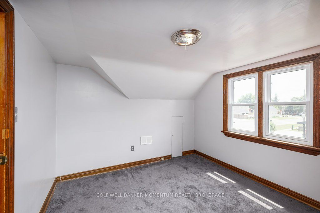 18 Pietz Avenue Property Photo 16