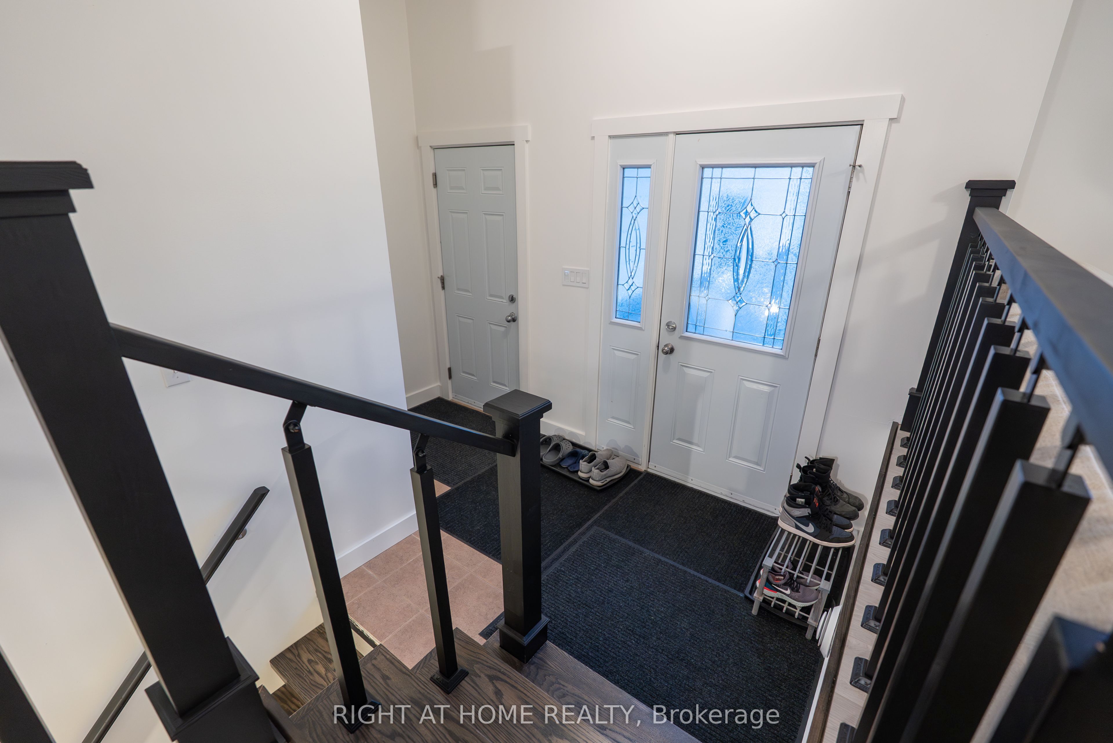 590 Demers Street Property Photo 4