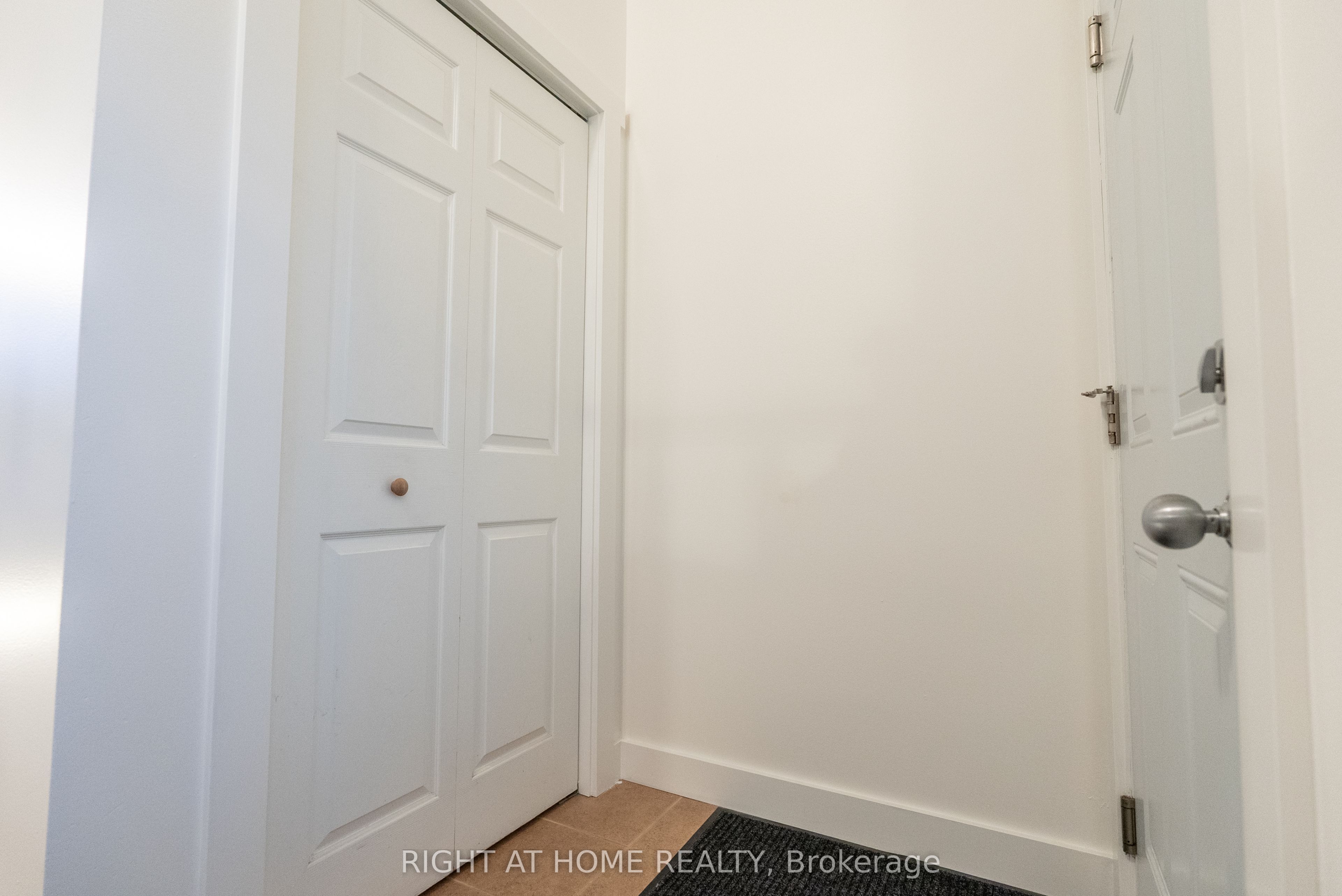 590 Demers Street Property Photo 6