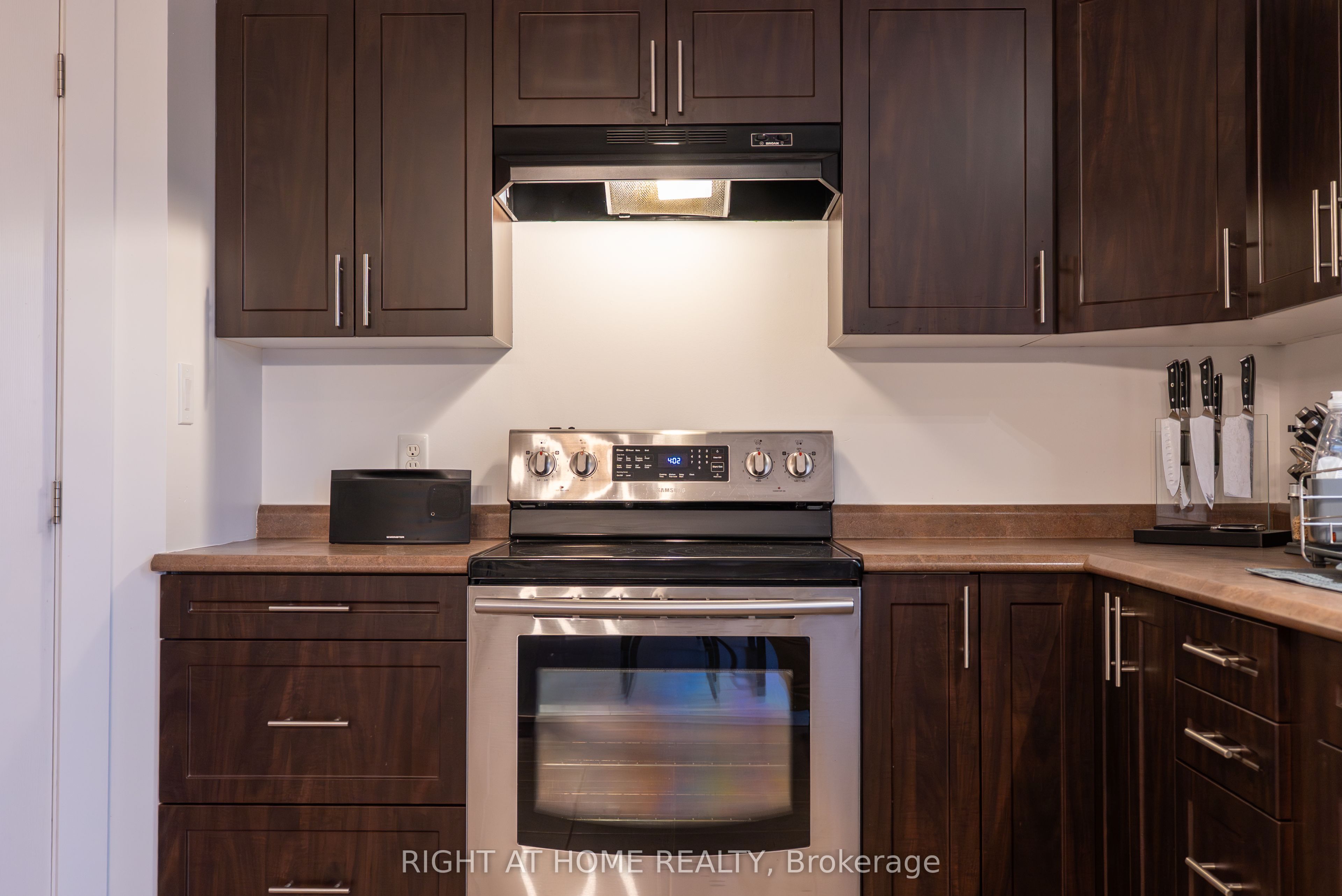 590 Demers Street Property Photo 16