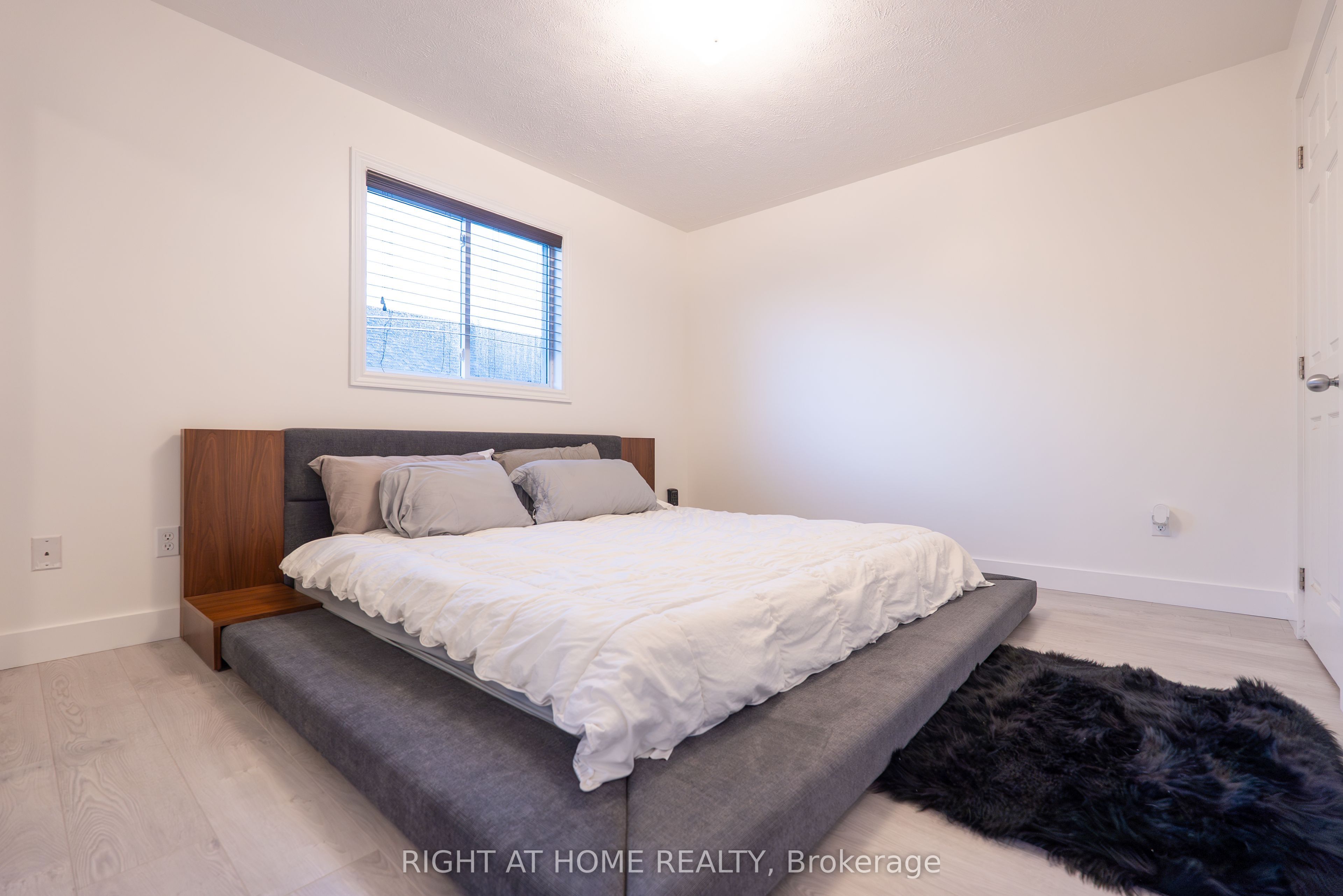 590 Demers Street Property Photo 23