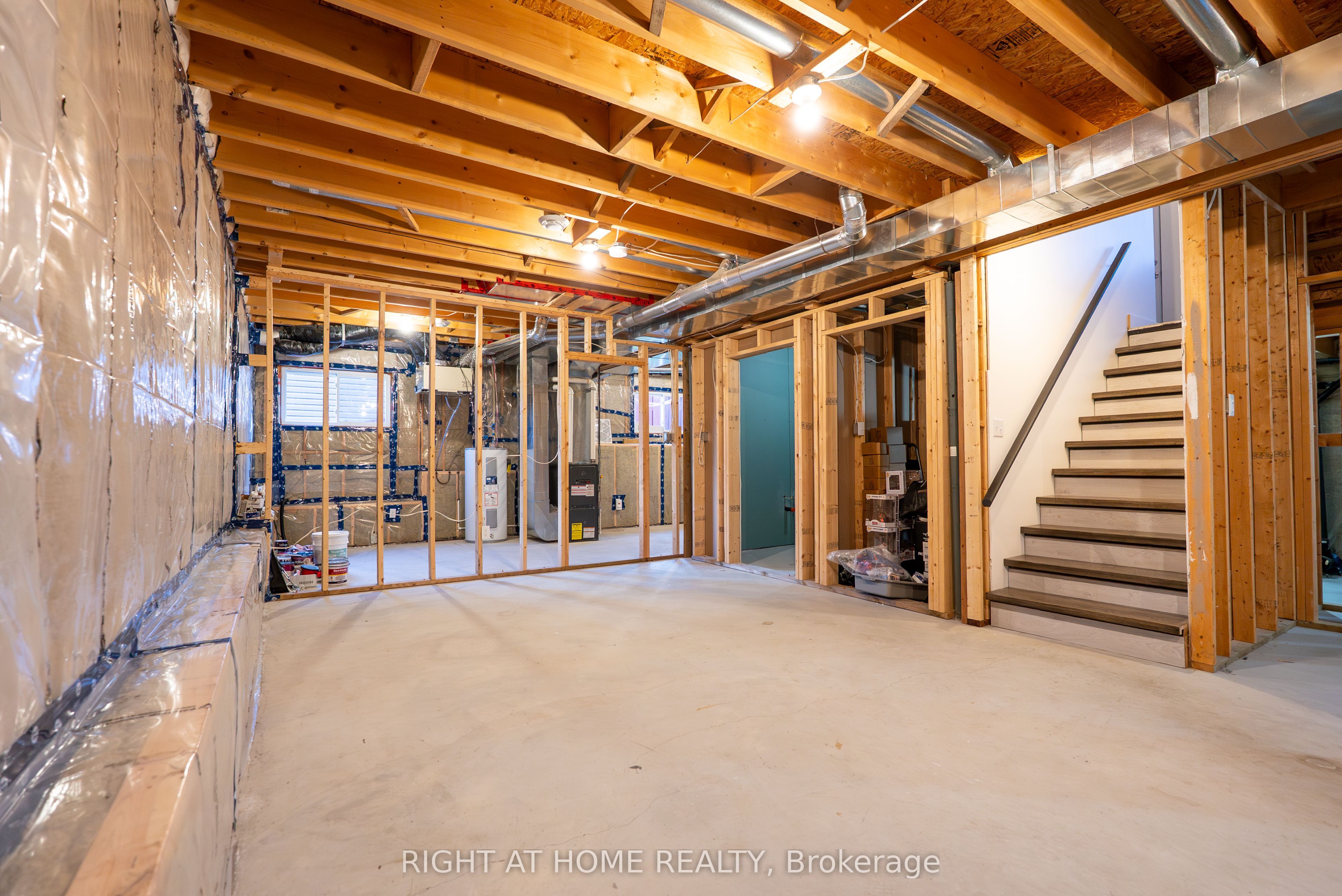 590 Demers Street Property Photo 33