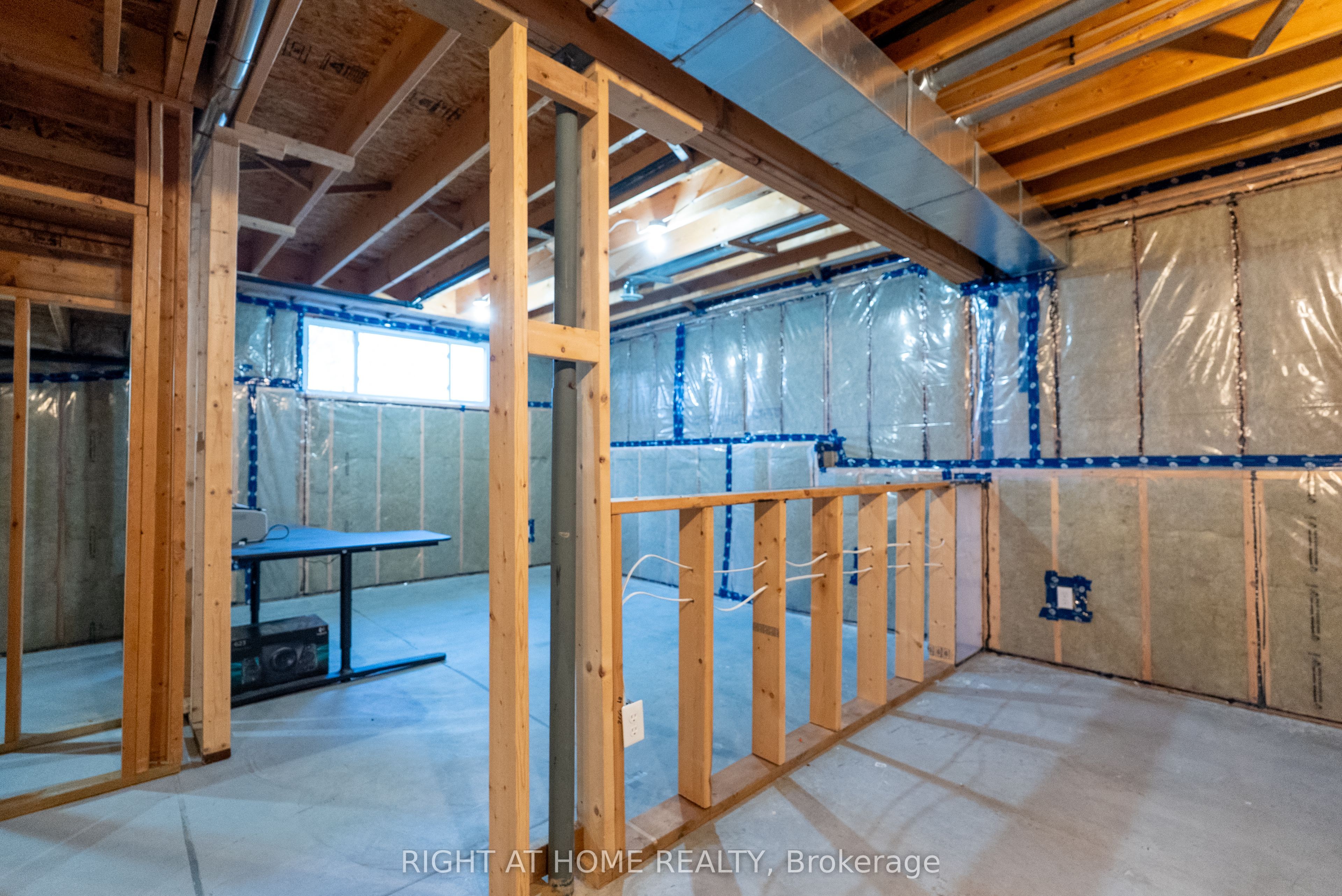 590 Demers Street Property Photo 40