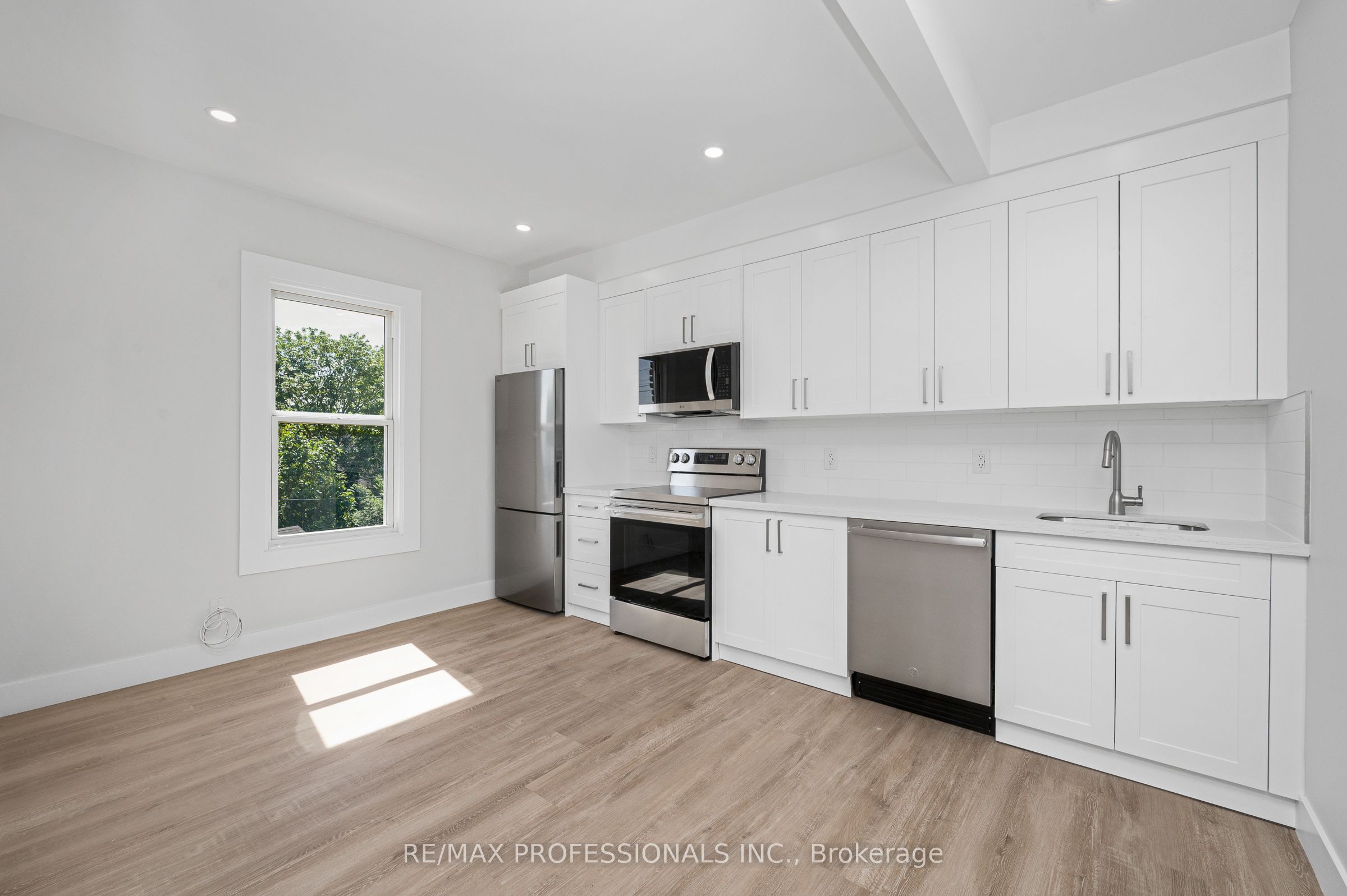 388 Wilson Street #2 Property Photo 1