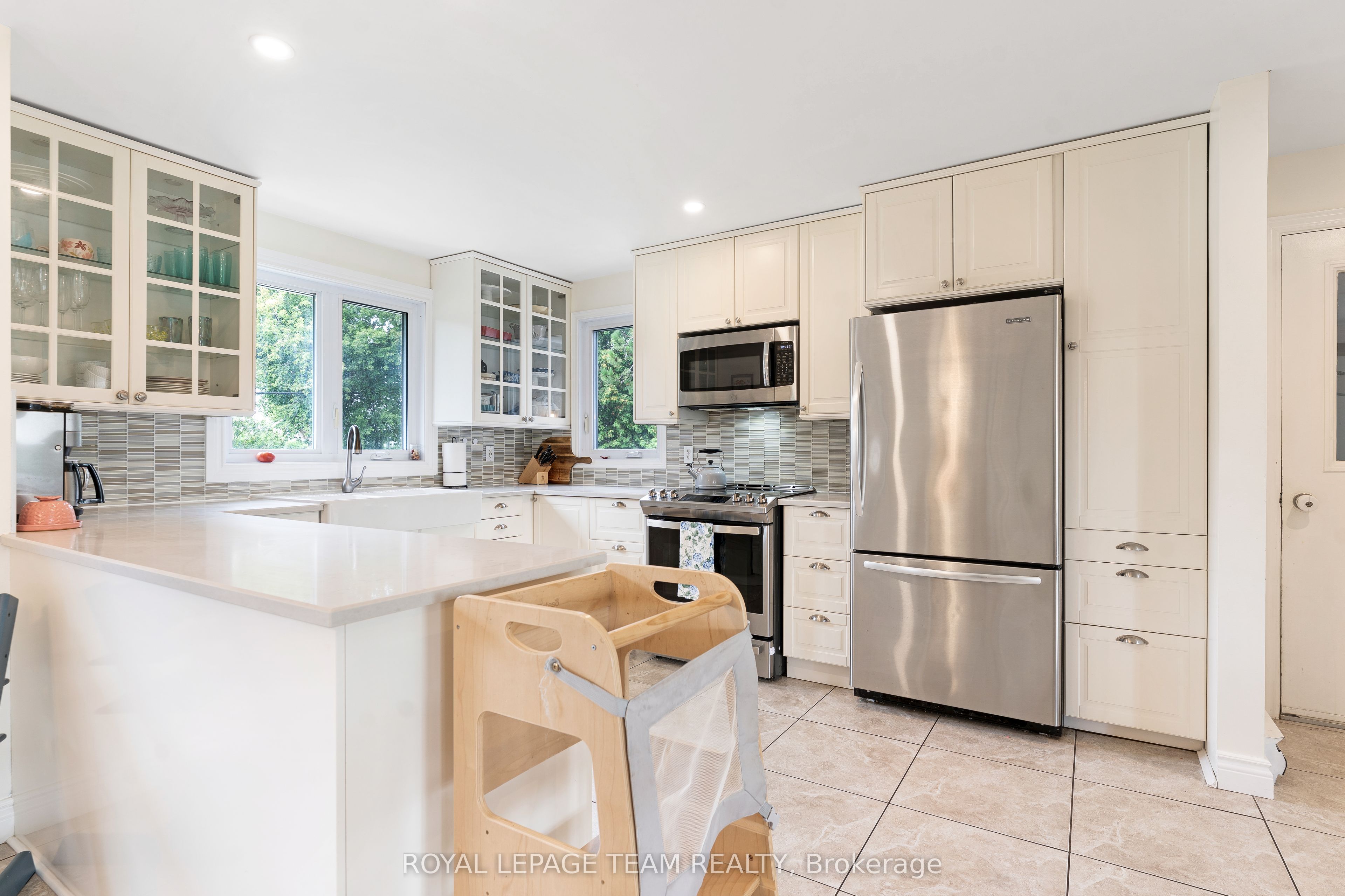 4603 Gregoire Road Property Photo 8