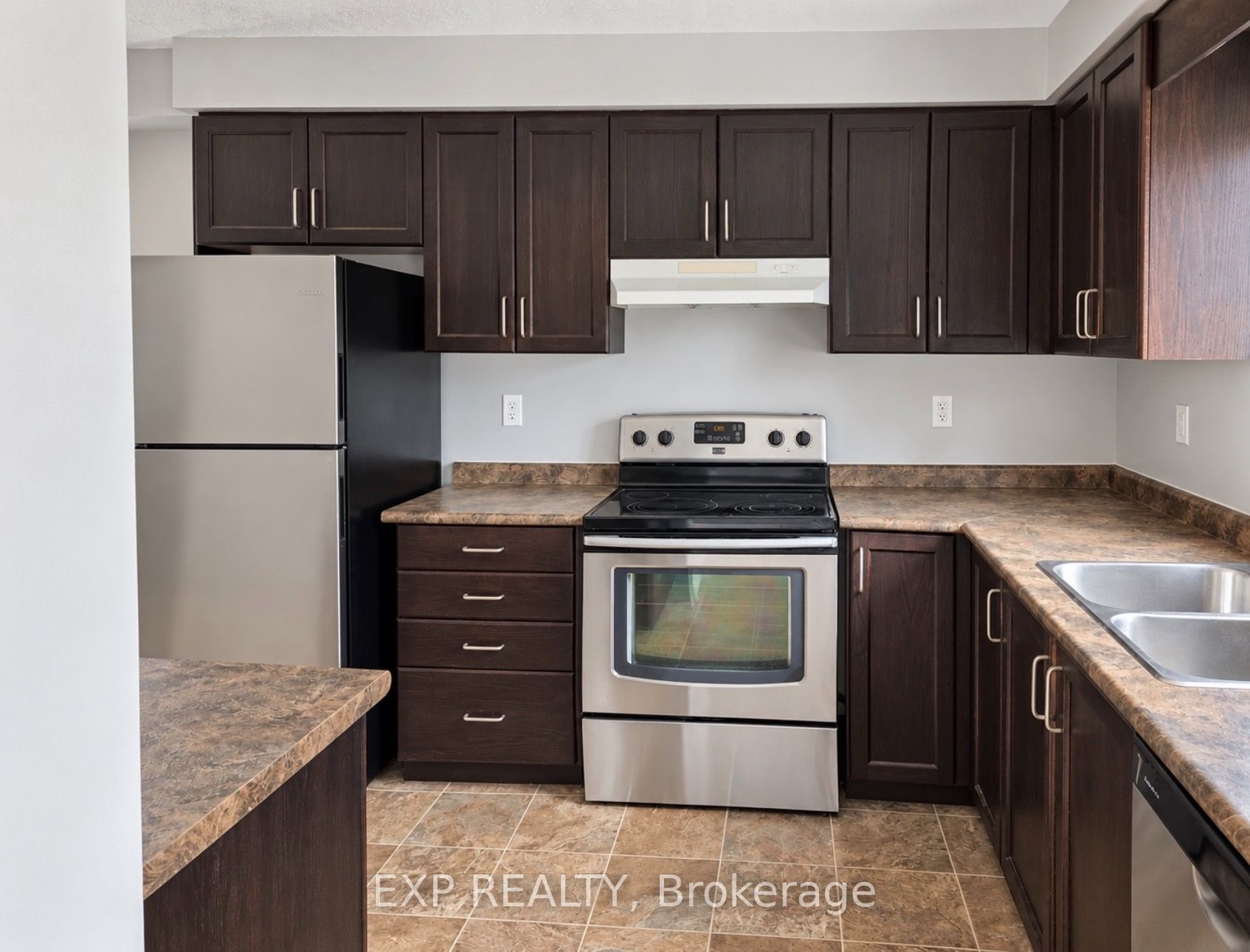 6 Upper Mercer Street B5 Property Photo 4