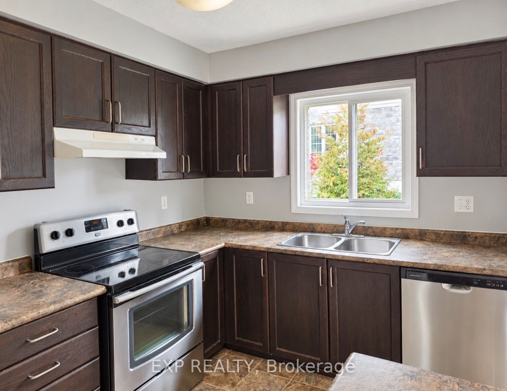 6 Upper Mercer Street B5 Property Photo 6