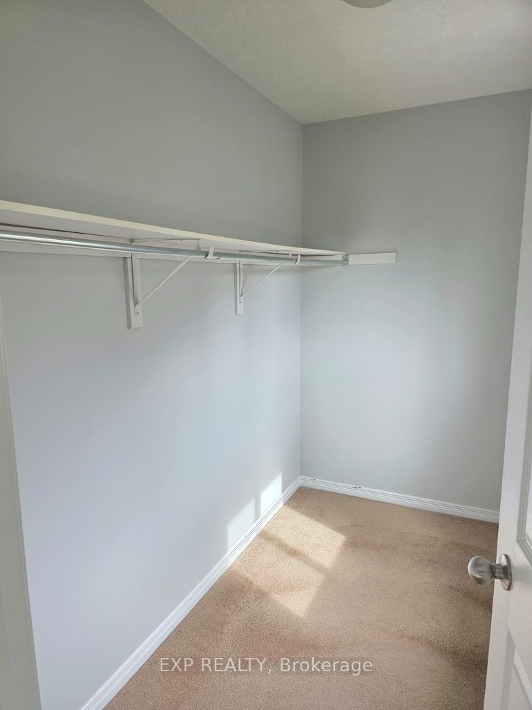 6 Upper Mercer Street B5 Property Photo 11