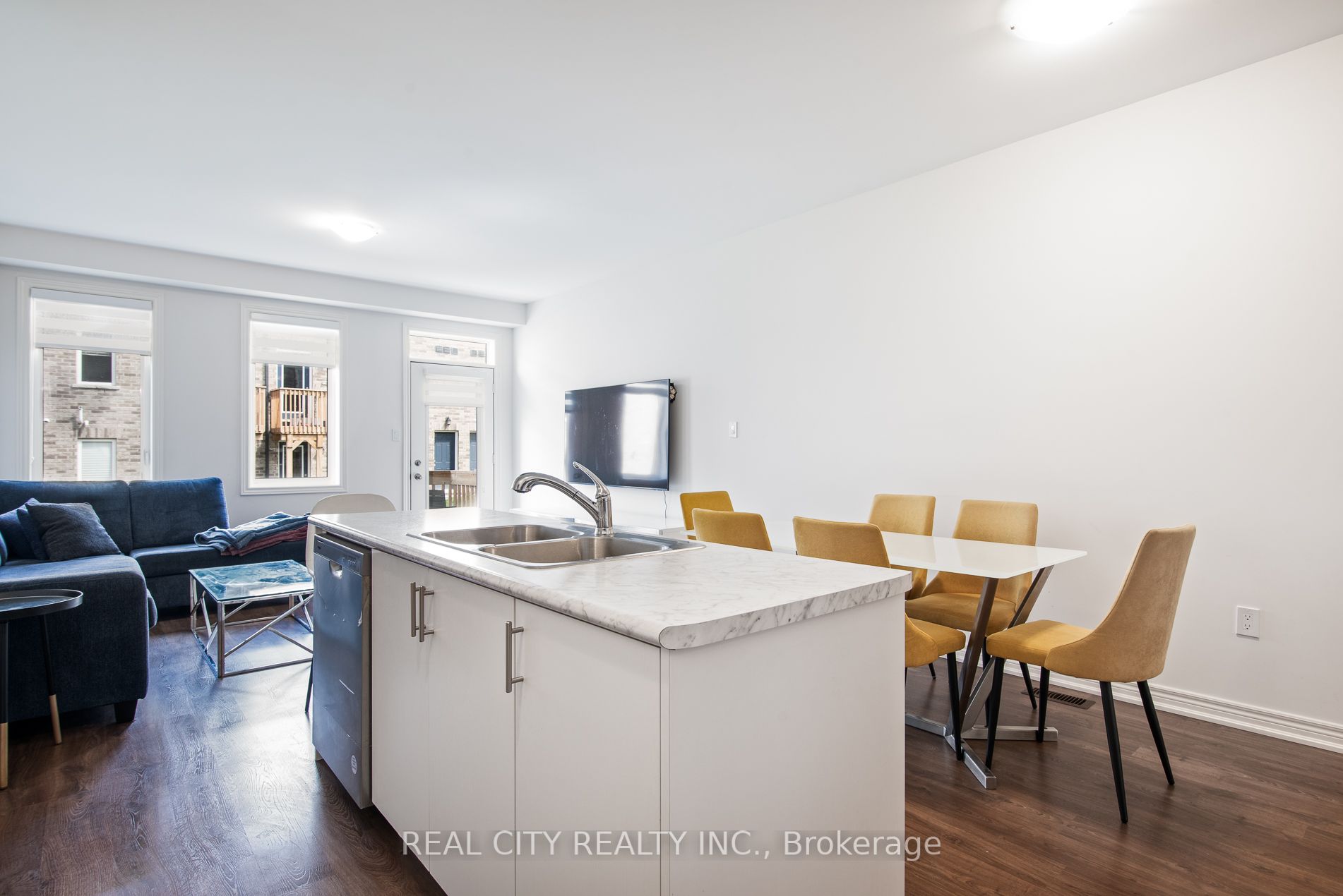 18 Lidstone Street Property Photo 28
