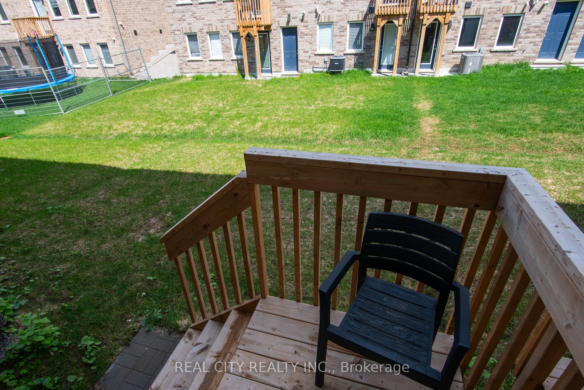 18 Lidstone Street Property Photo 32