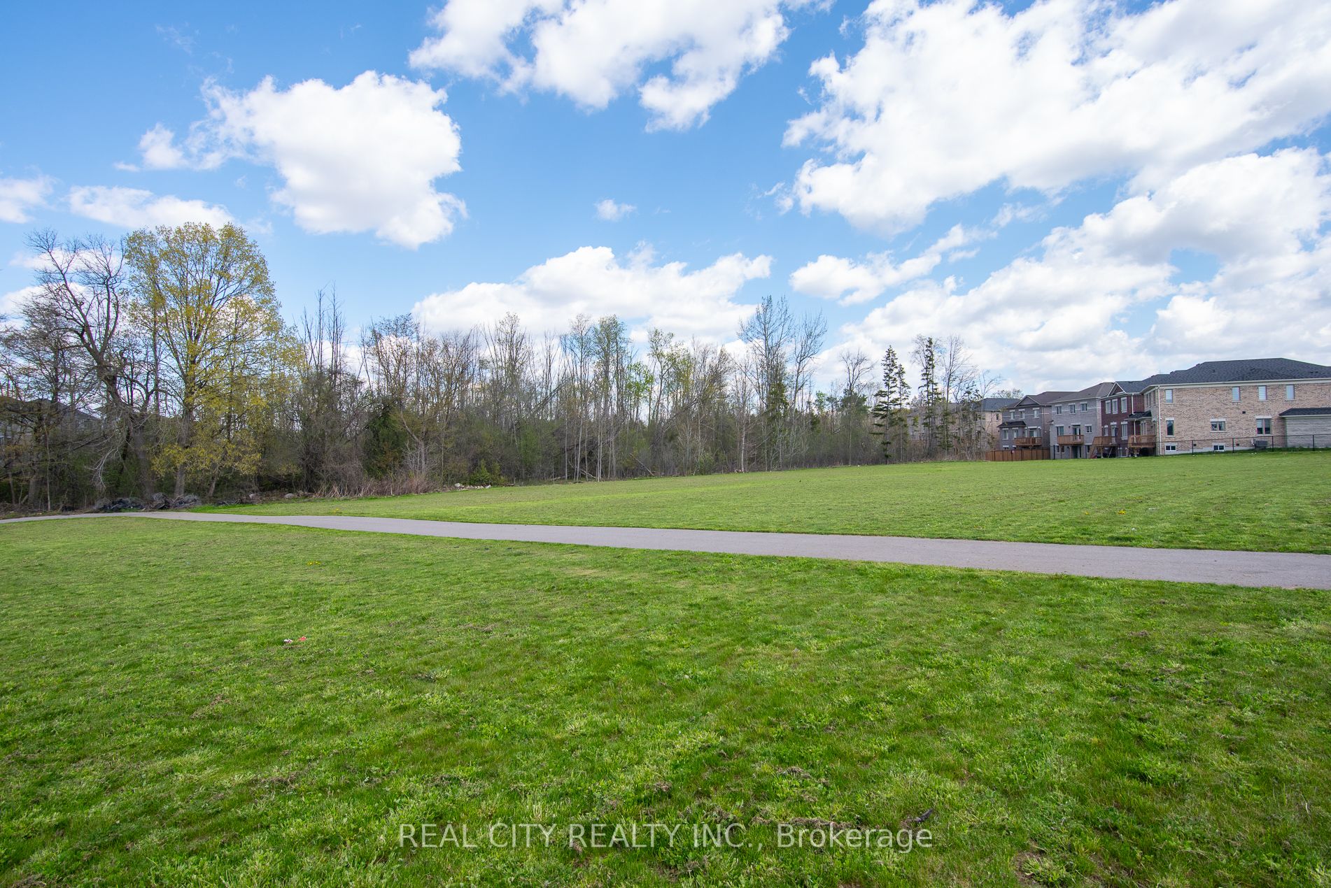 18 Lidstone Street Property Photo 37