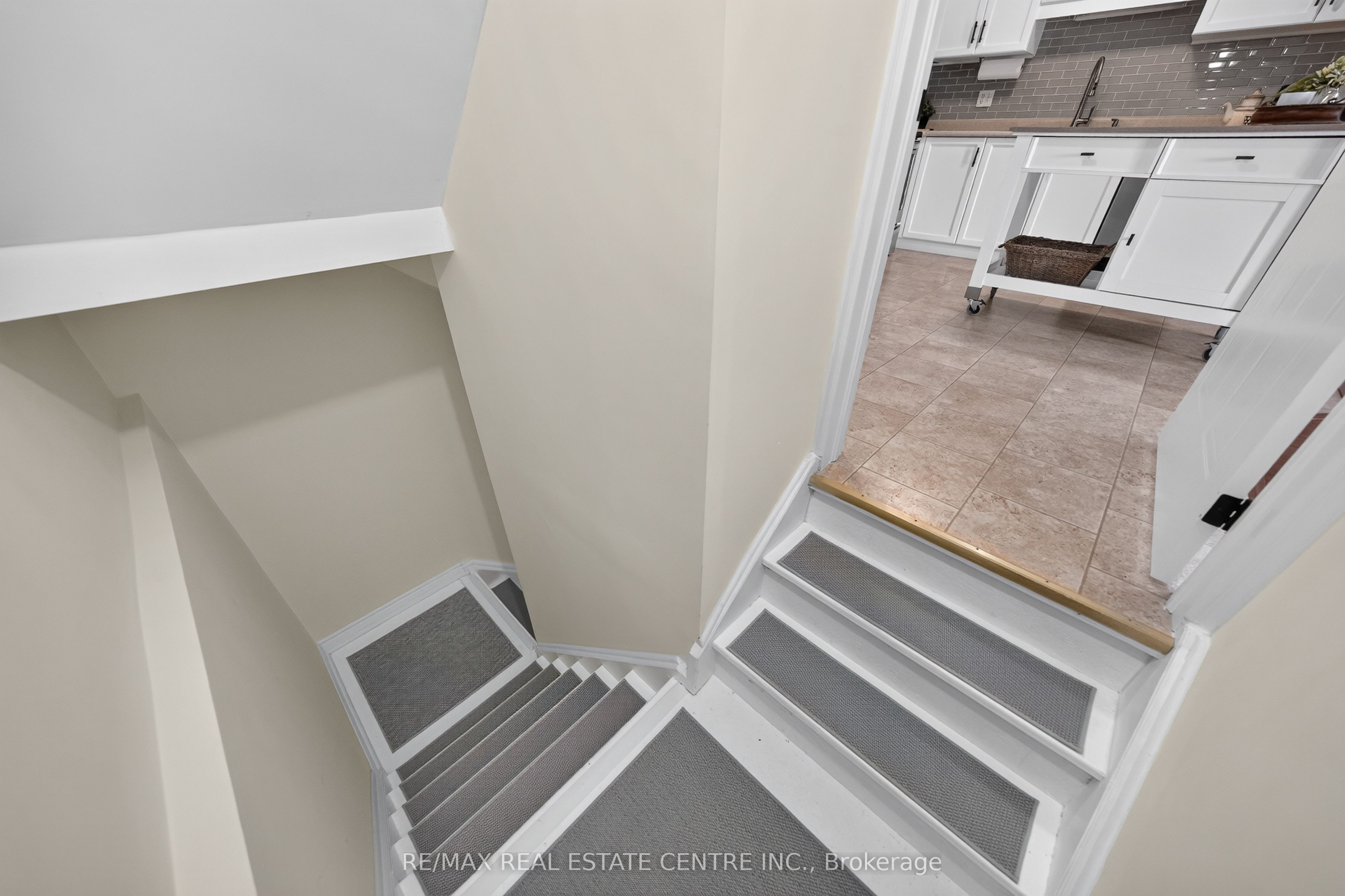 50 Calvin Court Property Photo 25