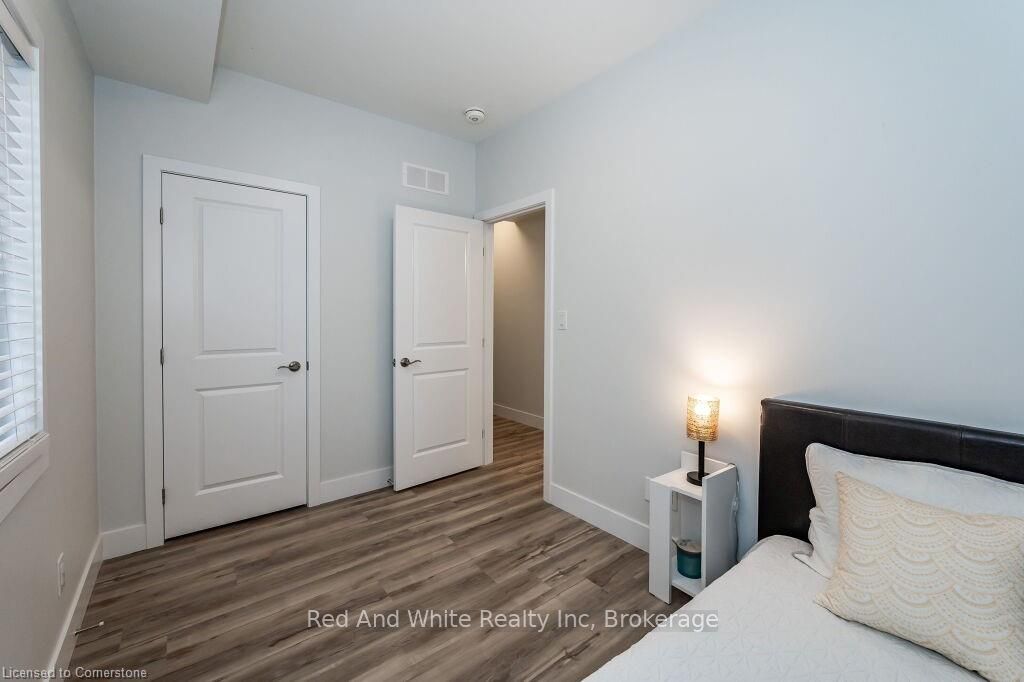 498 Karn Street Property Photo 13