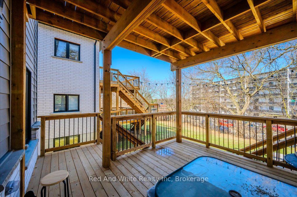 498 Karn Street Property Photo 22