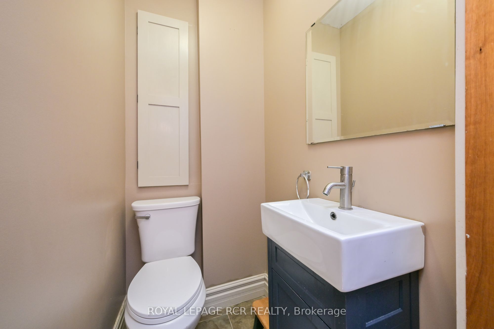 103 Amaranth St E Property Photo 18