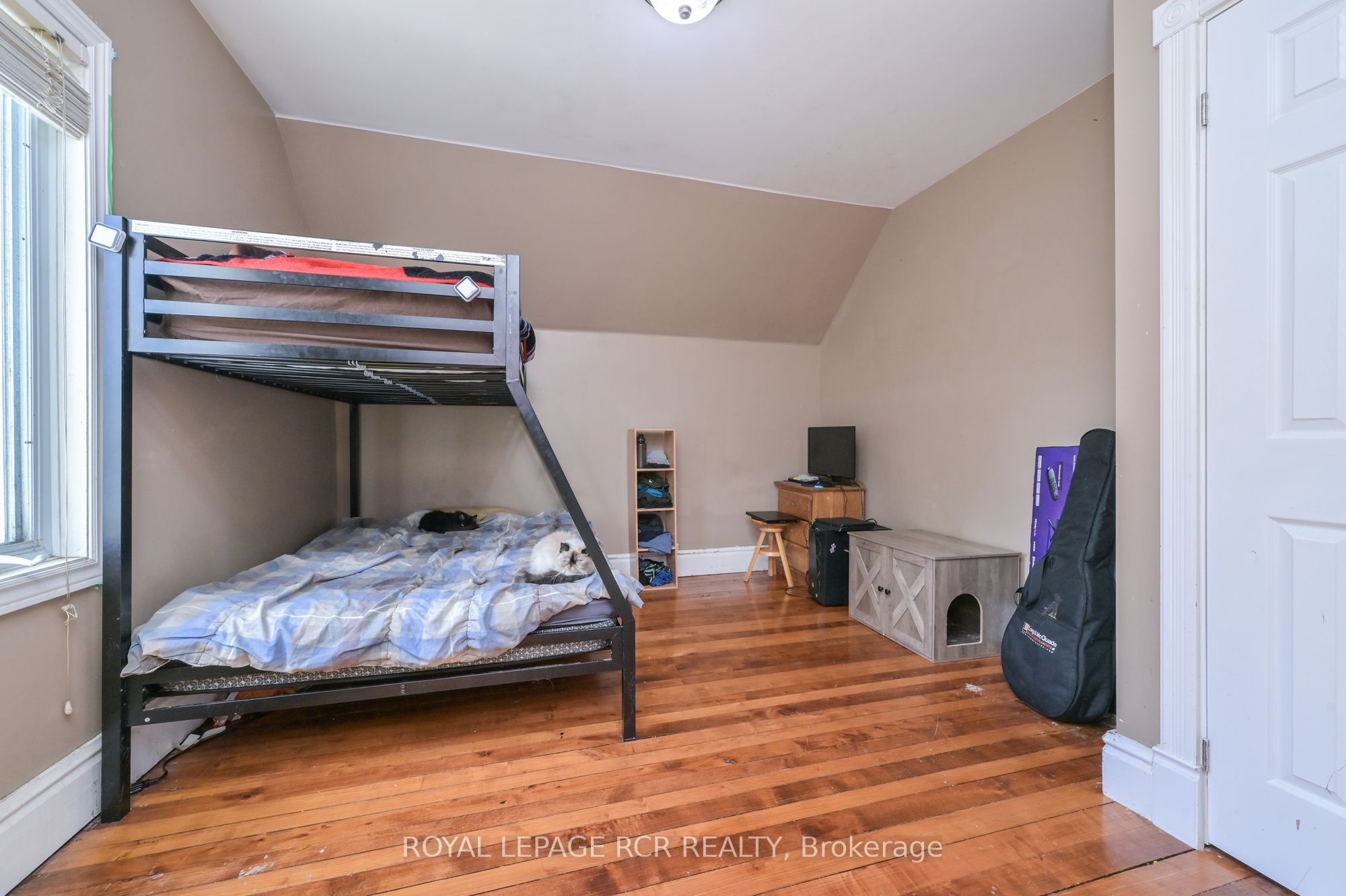 103 Amaranth St E Property Photo 23