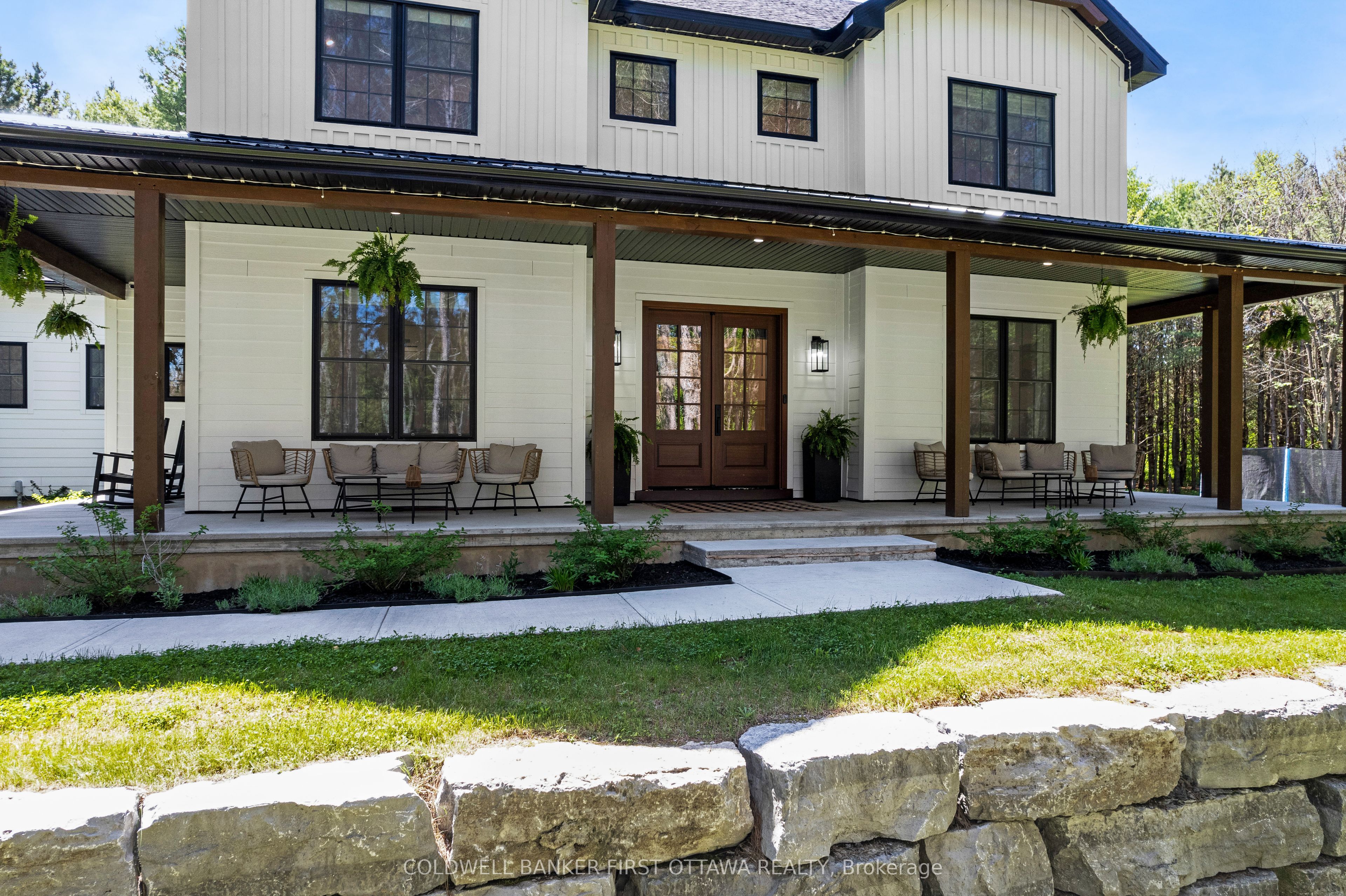 793 Powers Road Property Photo 6