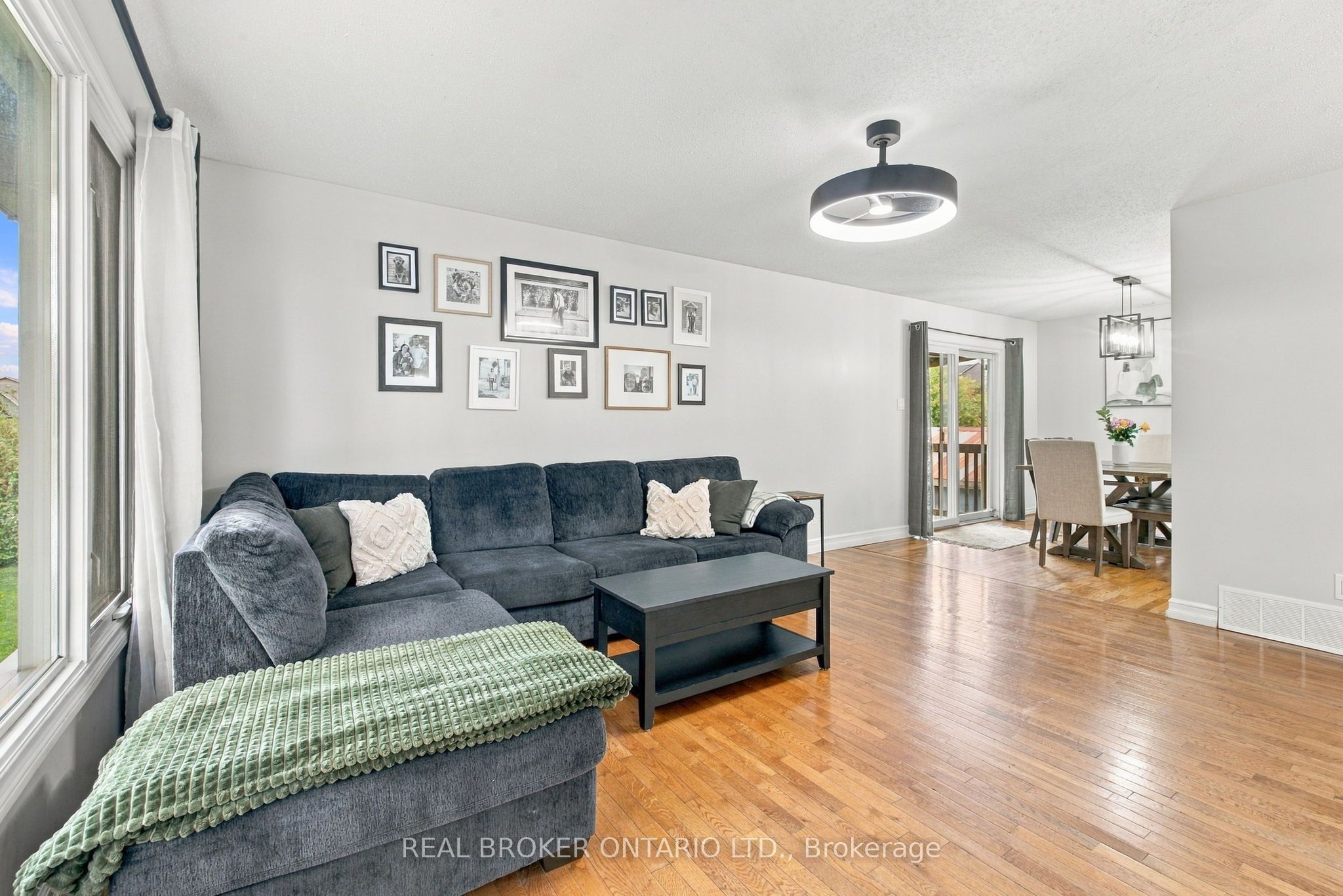 202 Santiago Street Property Photo 5