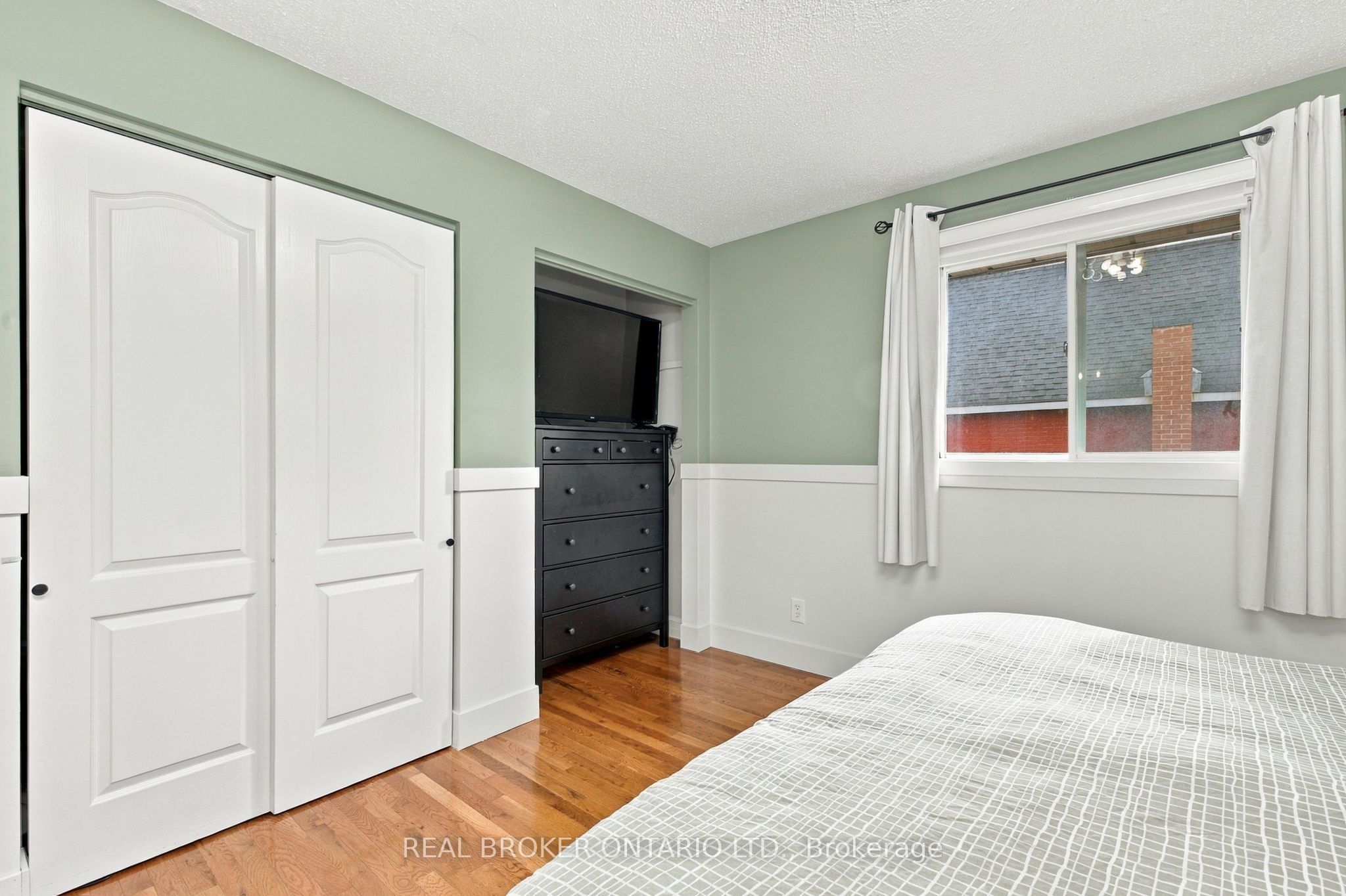 202 Santiago Street Property Photo 16