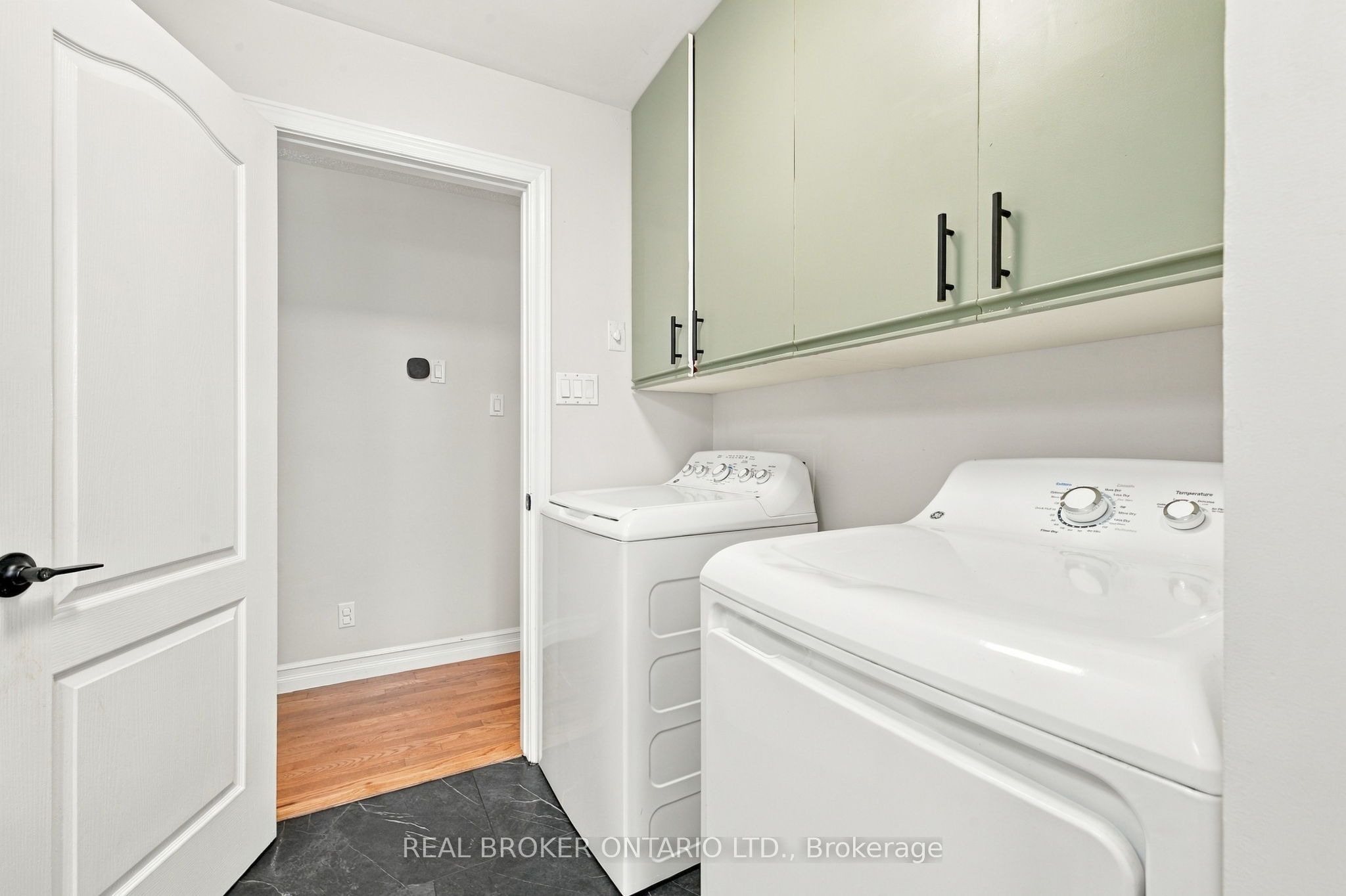 202 Santiago Street Property Photo 18