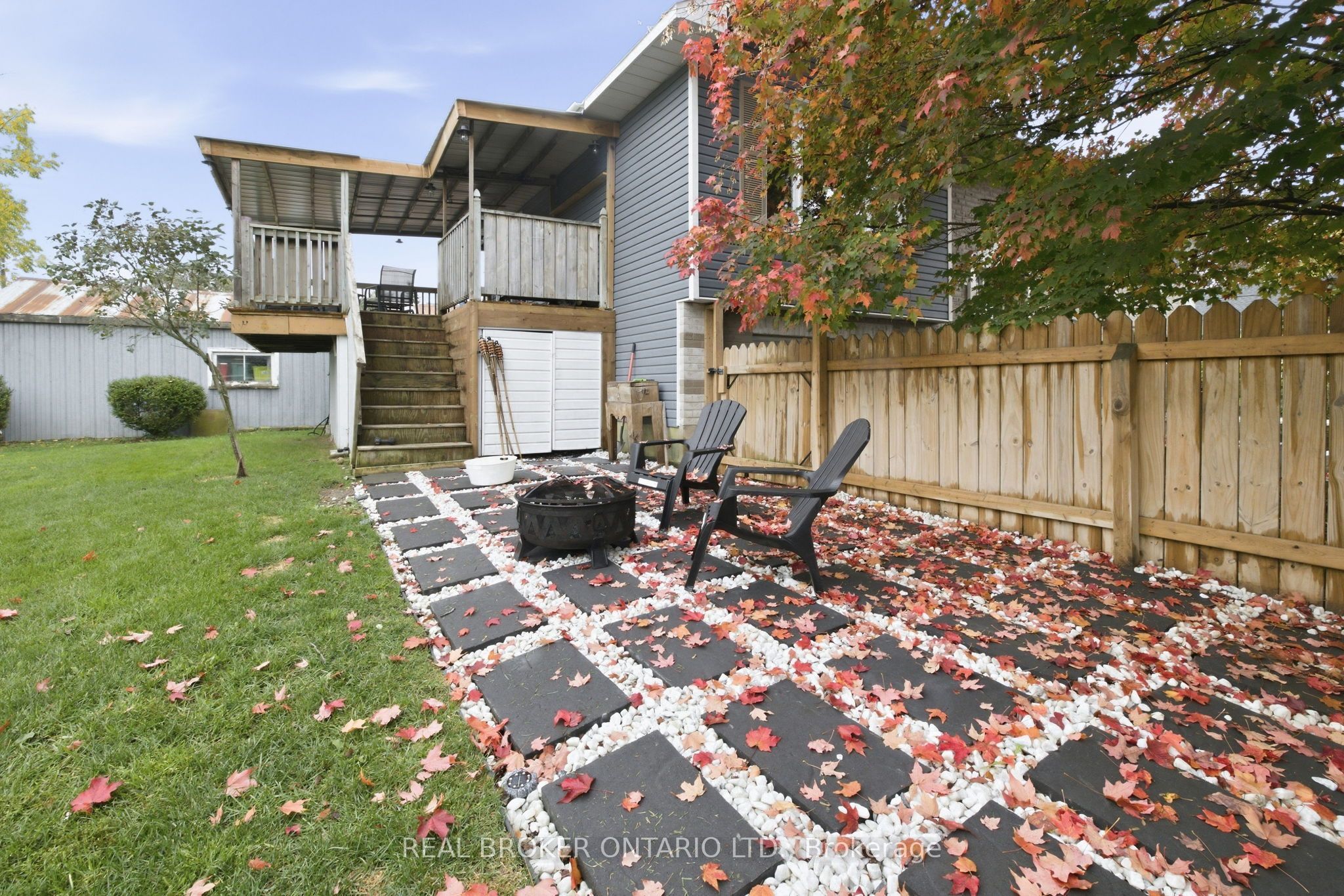 202 Santiago Street Property Photo 34