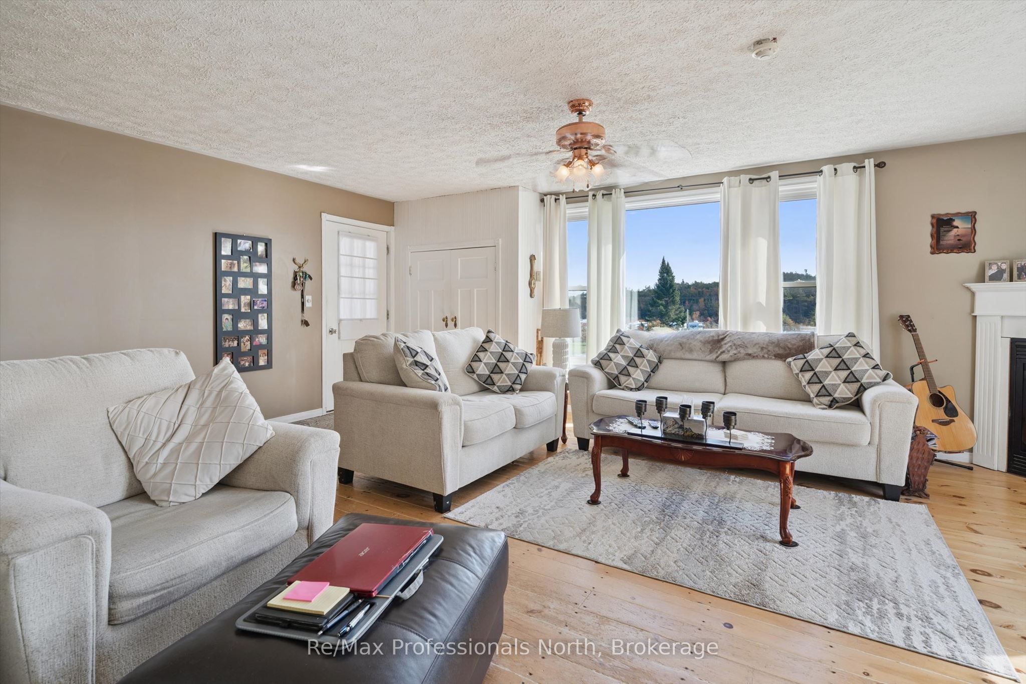 1695-1703 Winhara Road Property Photo 10